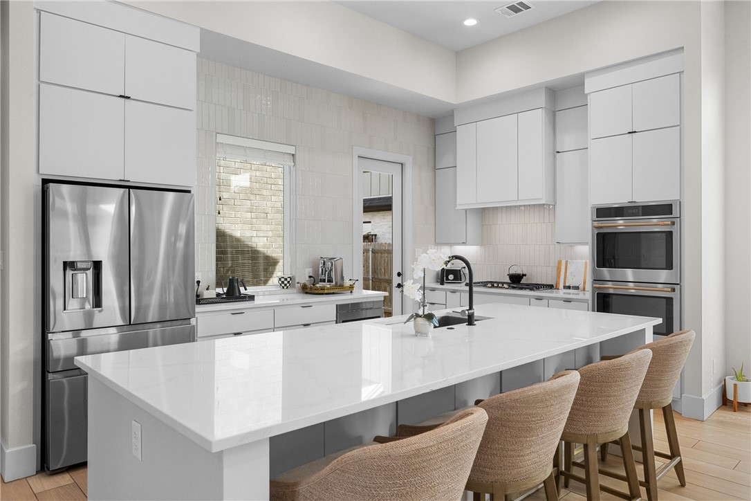 College Station, Texas, 77845, United States, 5 Bedrooms Bedrooms, ,5 BathroomsBathrooms,Residential,For Sale,2028405