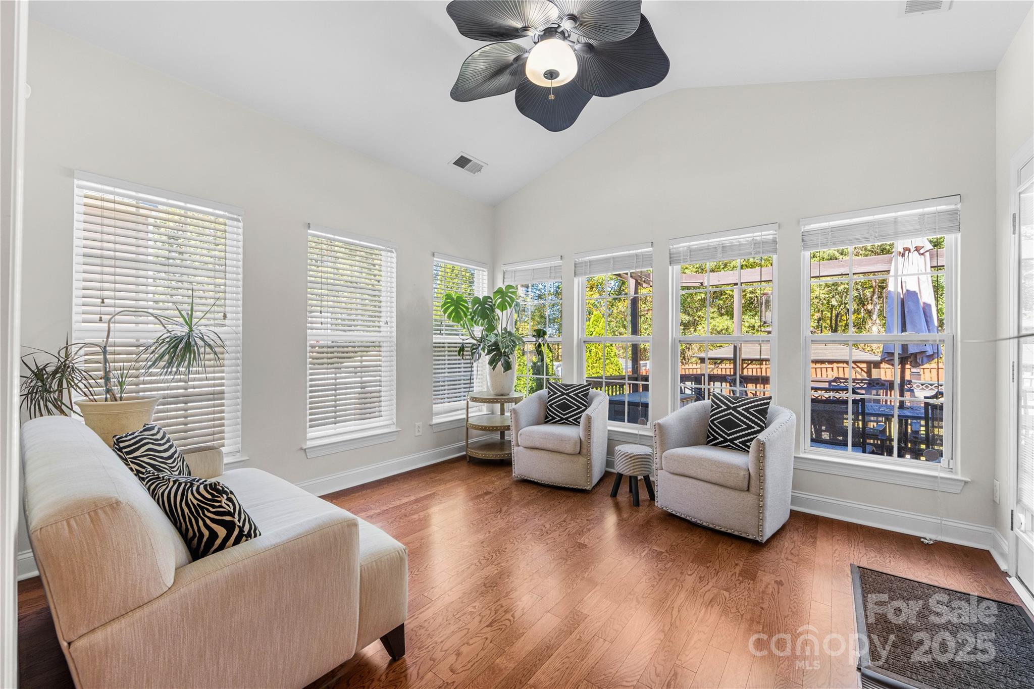 Huntersville, North Carolina, 28078, United States, 4 Bedrooms Bedrooms, ,3 BathroomsBathrooms,Residential,For Sale,1969011