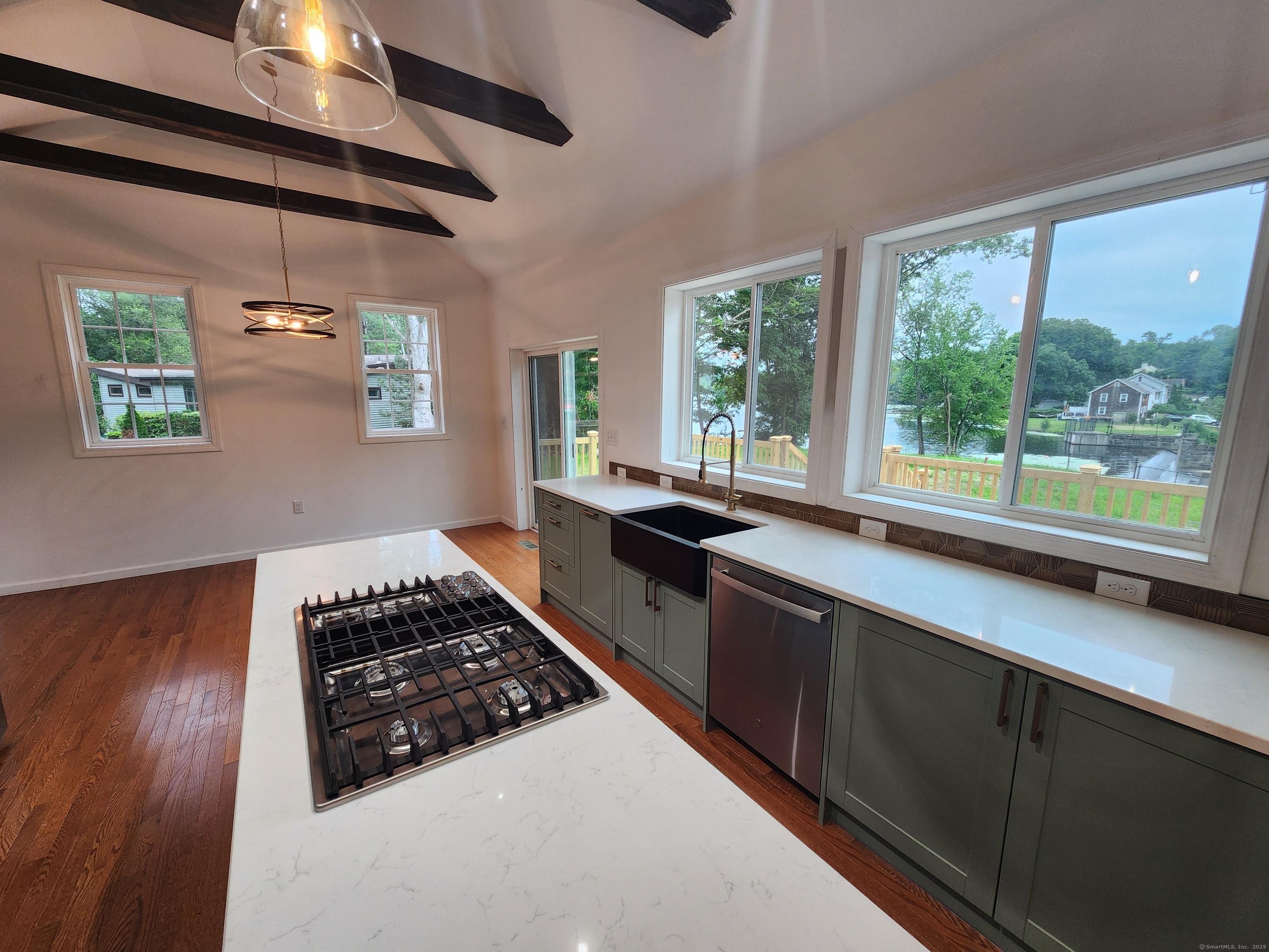 East Haddam, Connecticut, 06469, United States, 3 Bedrooms Bedrooms, ,3 BathroomsBathrooms,Residential,For Sale,1983406