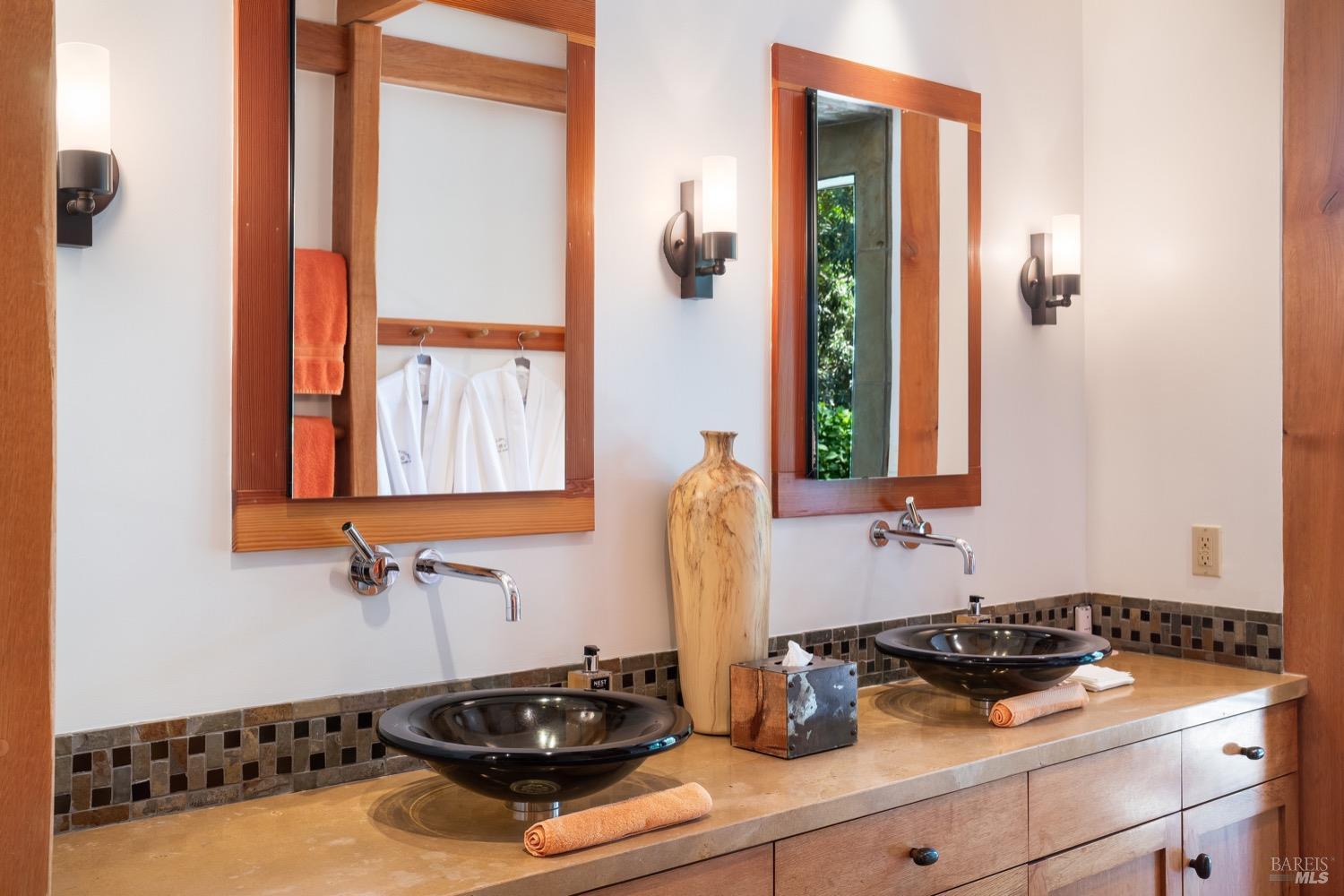 St. Helena, California, 94574, United States, 6 Bedrooms Bedrooms, ,8 BathroomsBathrooms,Residential,For Sale,1934239