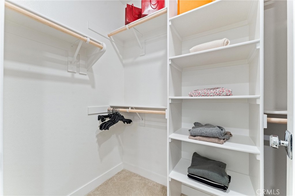 Irvine, California, 92618, United States, 2 Bedrooms Bedrooms, ,2 BathroomsBathrooms,Residential,For Sale,1988212