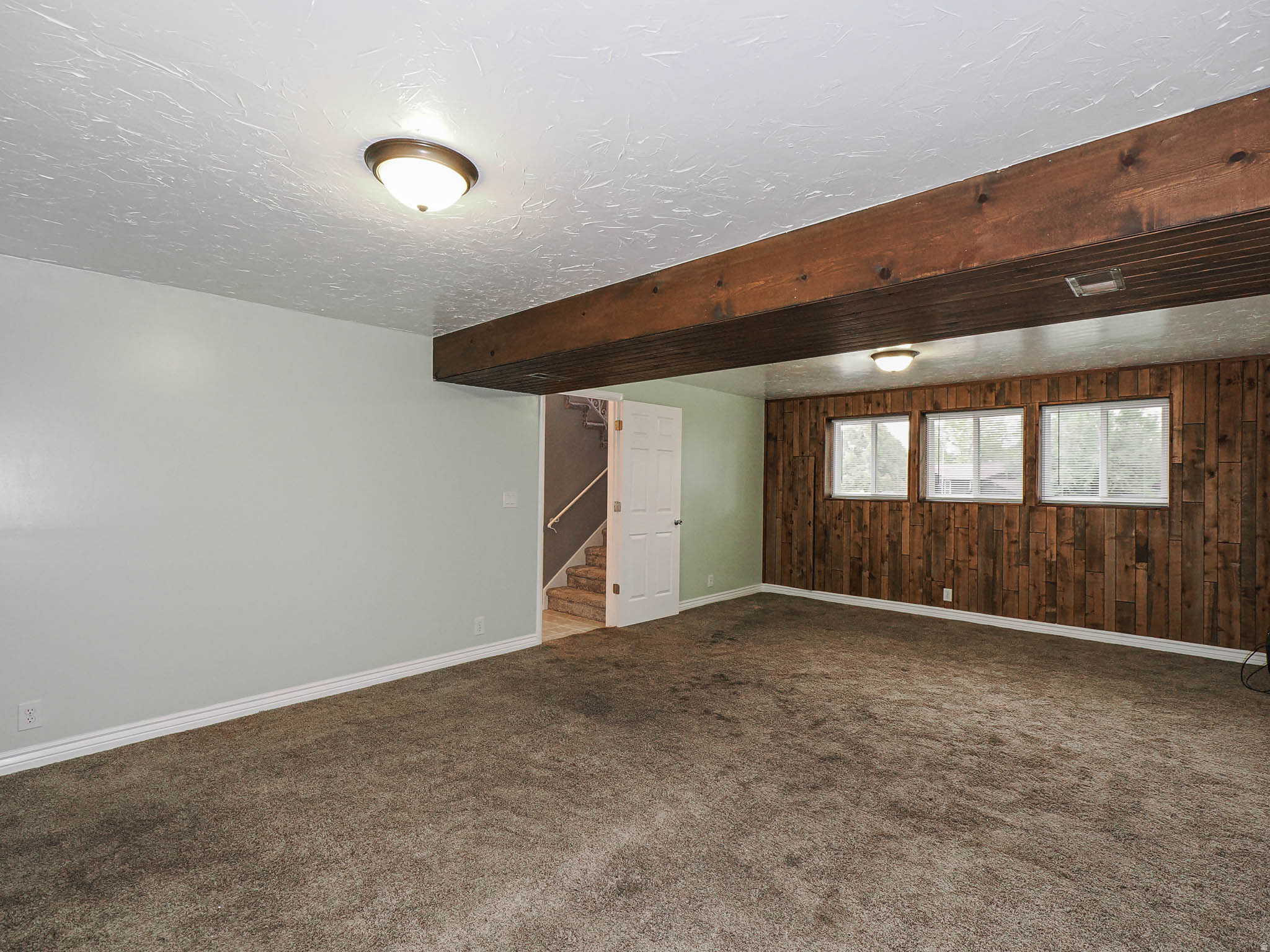 Taylorsville, Utah, 84118, United States, 4 Bedrooms Bedrooms, ,1 BathroomBathrooms,Residential,For Sale,1987472