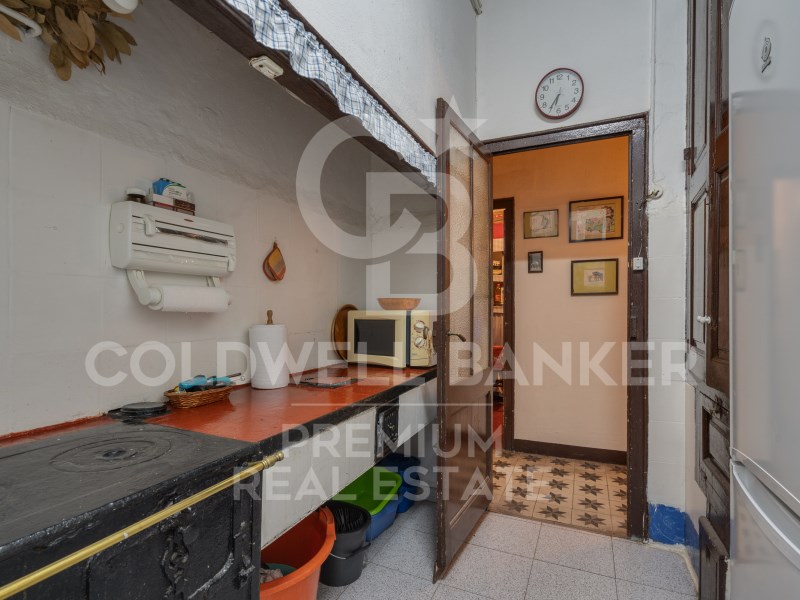 Barcelona, Catalonia, ES, 6 Bedrooms Bedrooms, ,1 BathroomBathrooms,Residential,For Sale,1487718