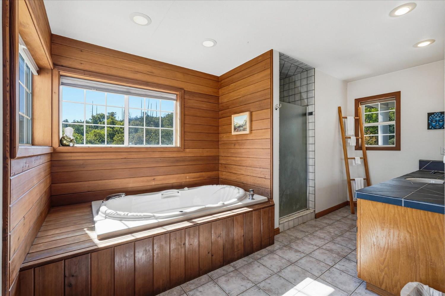 North Fork, California, 93643, United States, 7 Bedrooms Bedrooms, ,5 BathroomsBathrooms,Residential,For Sale,1983890