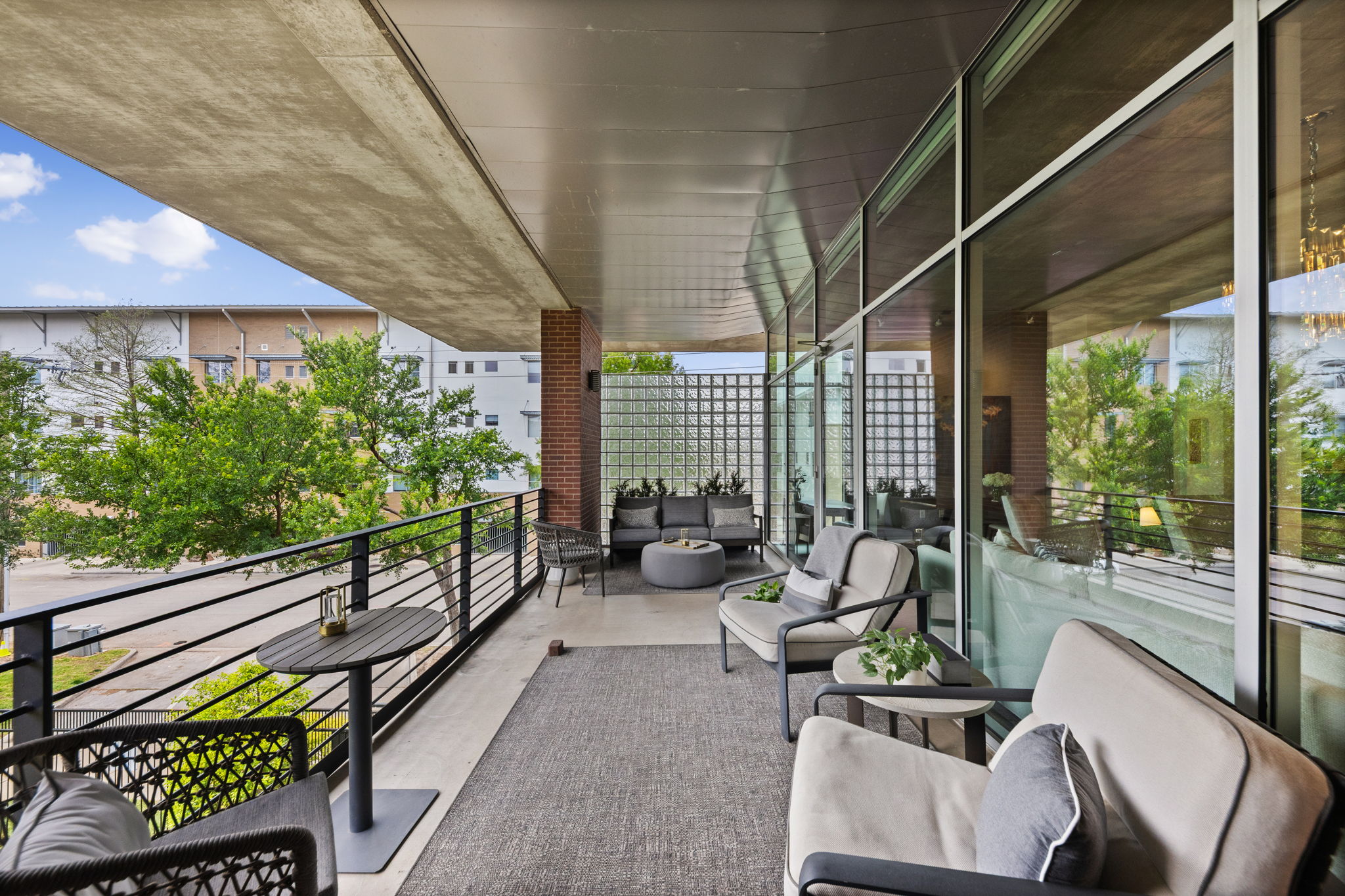  Unparalleled Residence at Thirty Thirty Bryan - 物件實景