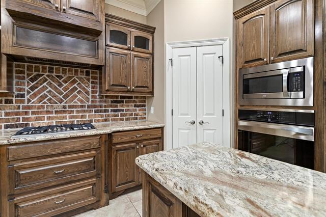 Orange, Texas, 77630, United States, 4 Bedrooms Bedrooms, ,3 BathroomsBathrooms,Residential,For Sale,1896582