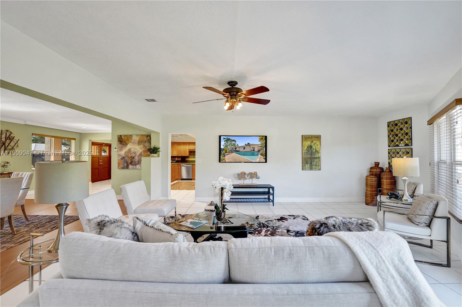 Pompano Beach, Florida, 33062, United States, 3 Bedrooms Bedrooms, ,3 BathroomsBathrooms,Residential,For Sale,1988166