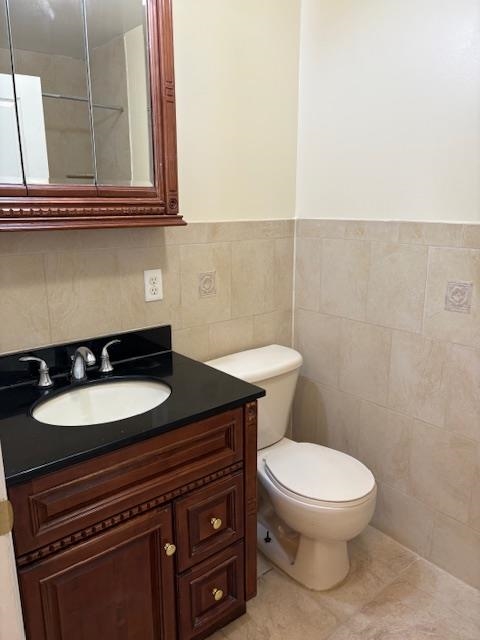 Jc, Heights, New Jersey, 07307, United States, 6 Bedrooms Bedrooms, ,6 BathroomsBathrooms,Residential,For Sale,1979354