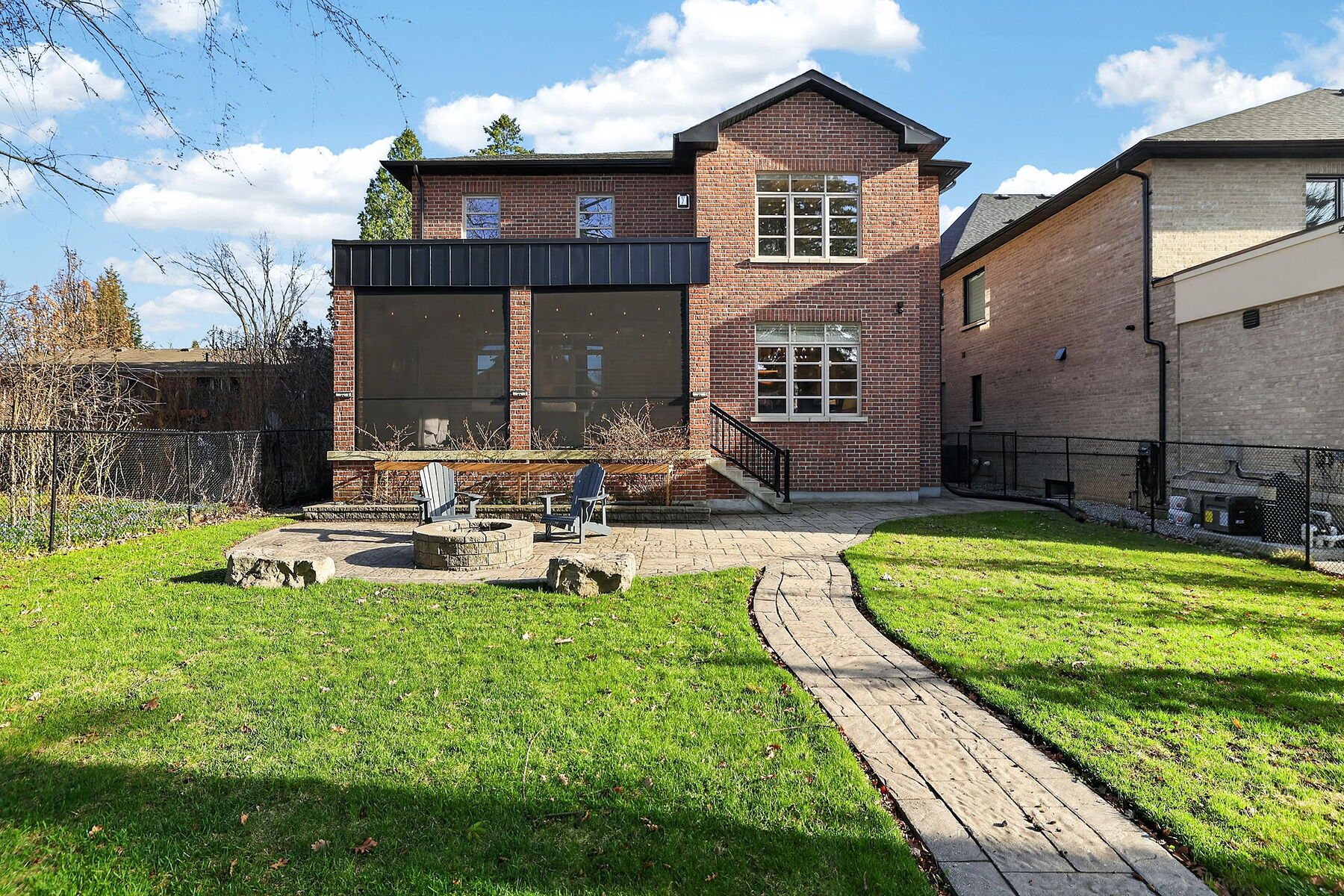  Richmond Hill, Greater Toronto Area - 物件實景