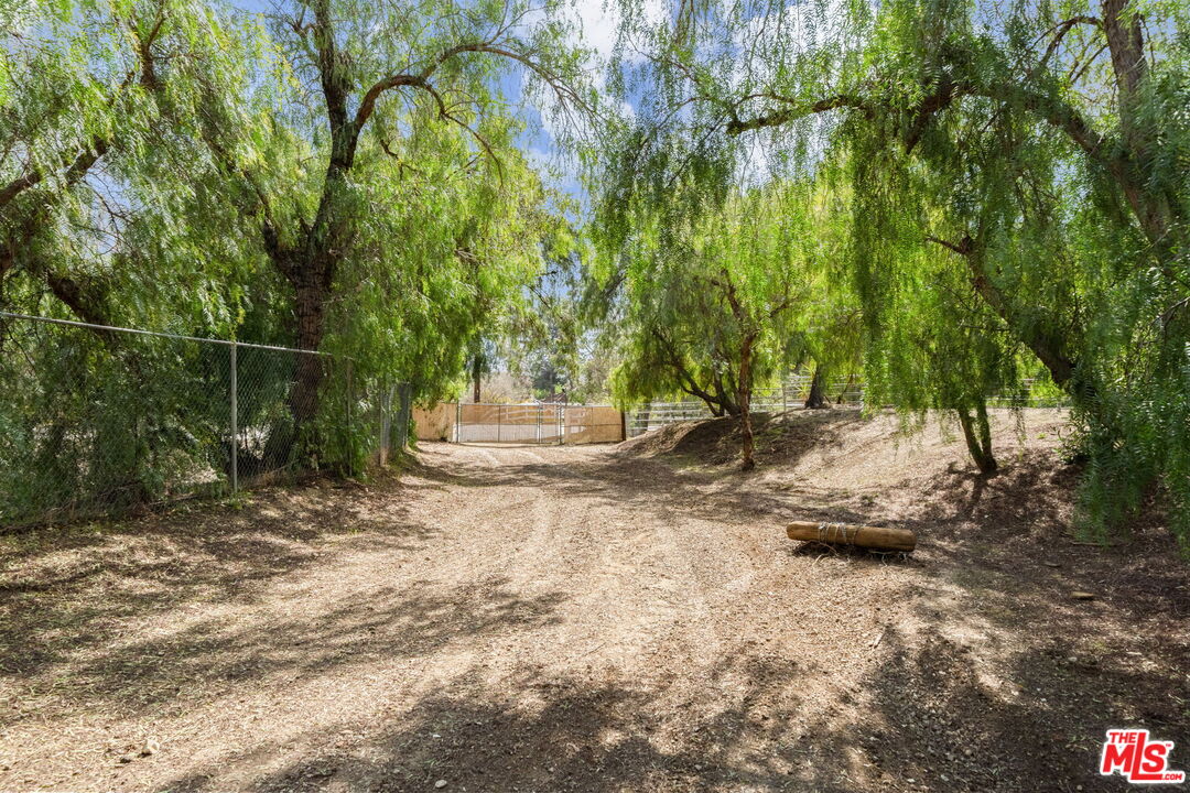 Calabasas, California, 91302, United States, 4 Bedrooms Bedrooms, ,3 BathroomsBathrooms,Residential,For Sale,1708601