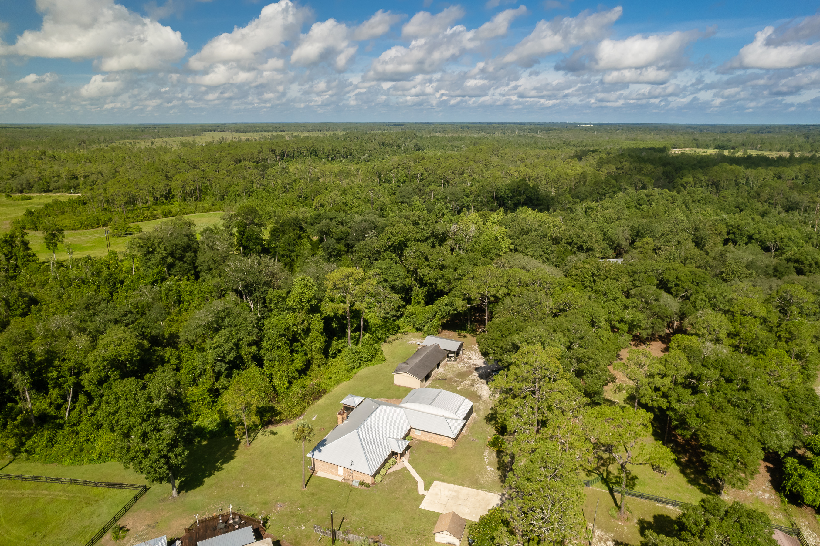 Hawthorne, Florida, 32640, United States, 5 Bedrooms Bedrooms, ,2 BathroomsBathrooms,Residential,For Sale,1903674