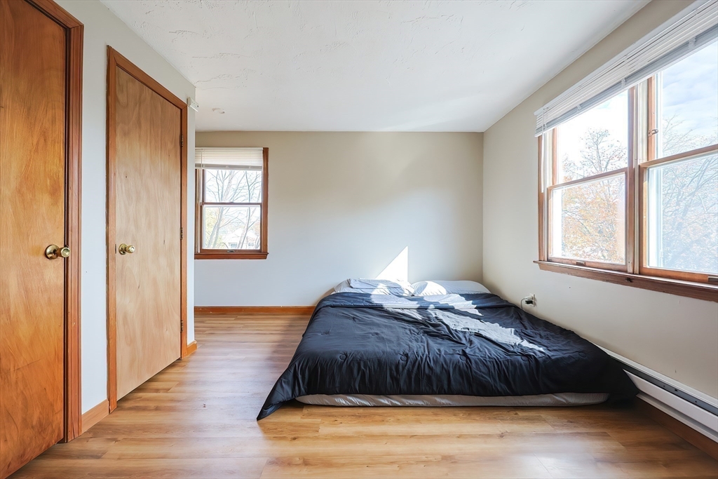 Boston, Massachusetts, 02136, United States, 4 Bedrooms Bedrooms, ,2 BathroomsBathrooms,Residential,For Sale,1944932