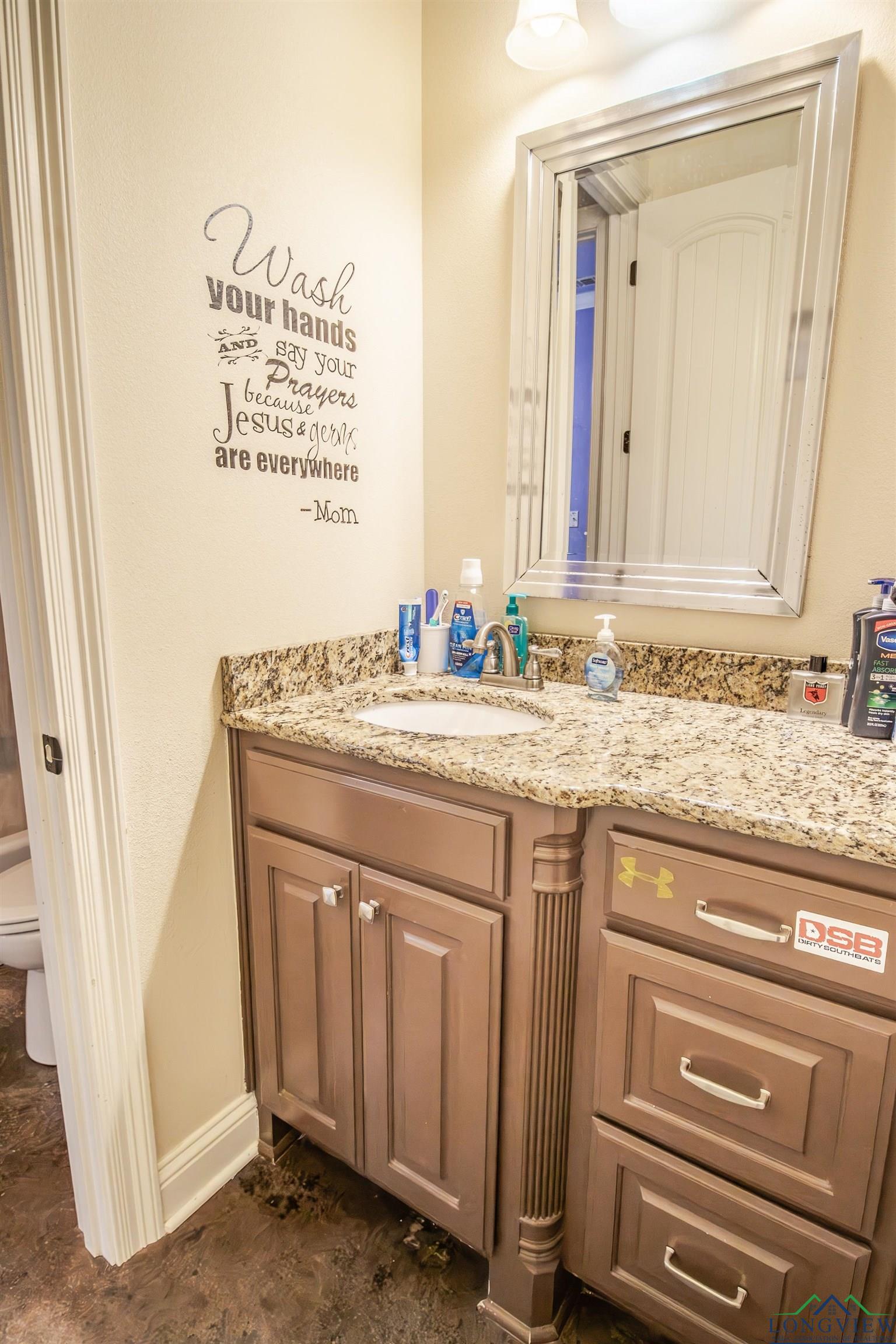 Waskom, Texas, 75692, United States, 4 Bedrooms Bedrooms, ,4 BathroomsBathrooms,Residential,For Sale,1976649