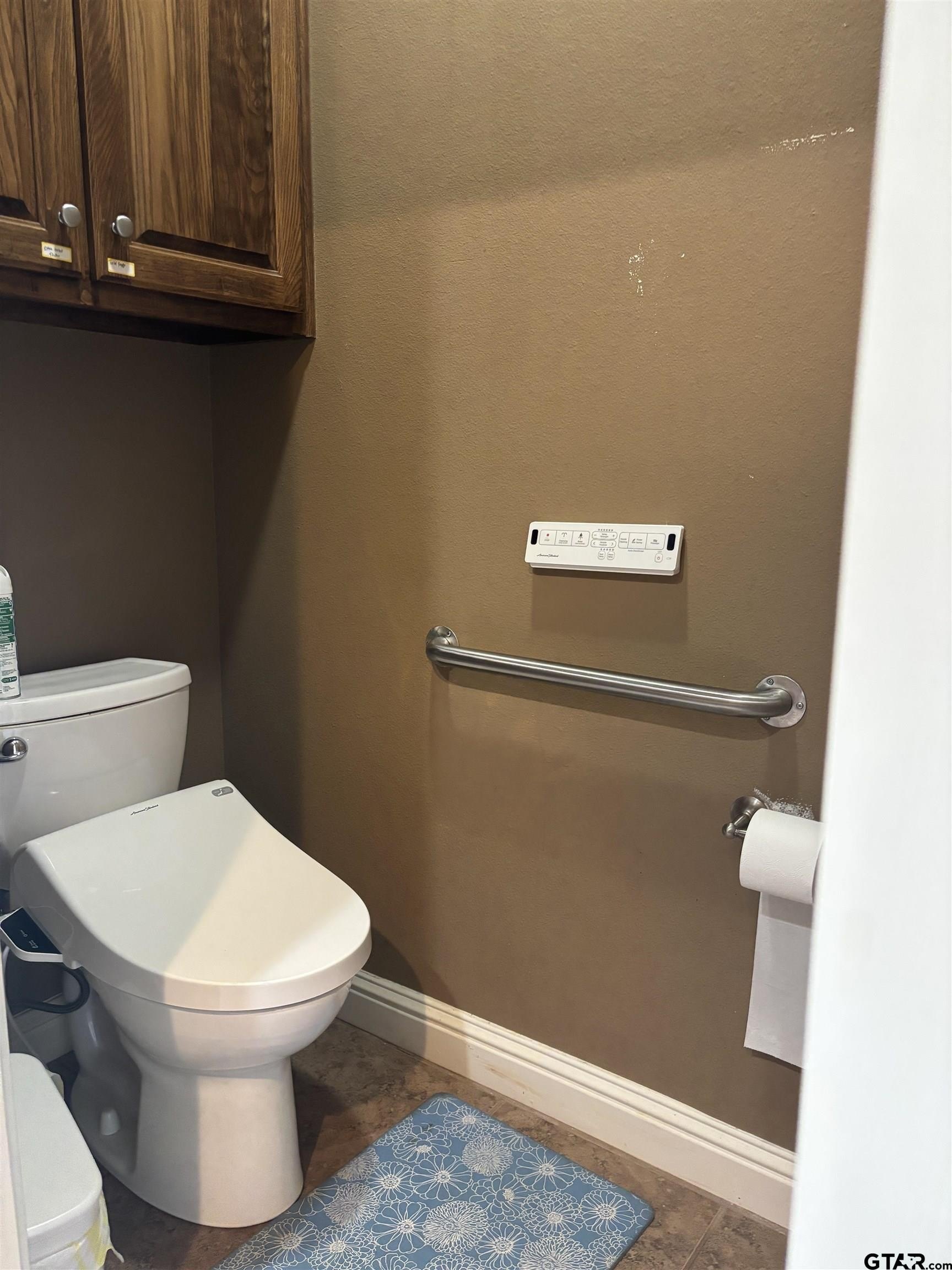 Pittsburg, Texas, 75686, United States, 3 Bedrooms Bedrooms, ,2 BathroomsBathrooms,Residential,For Sale,1980998