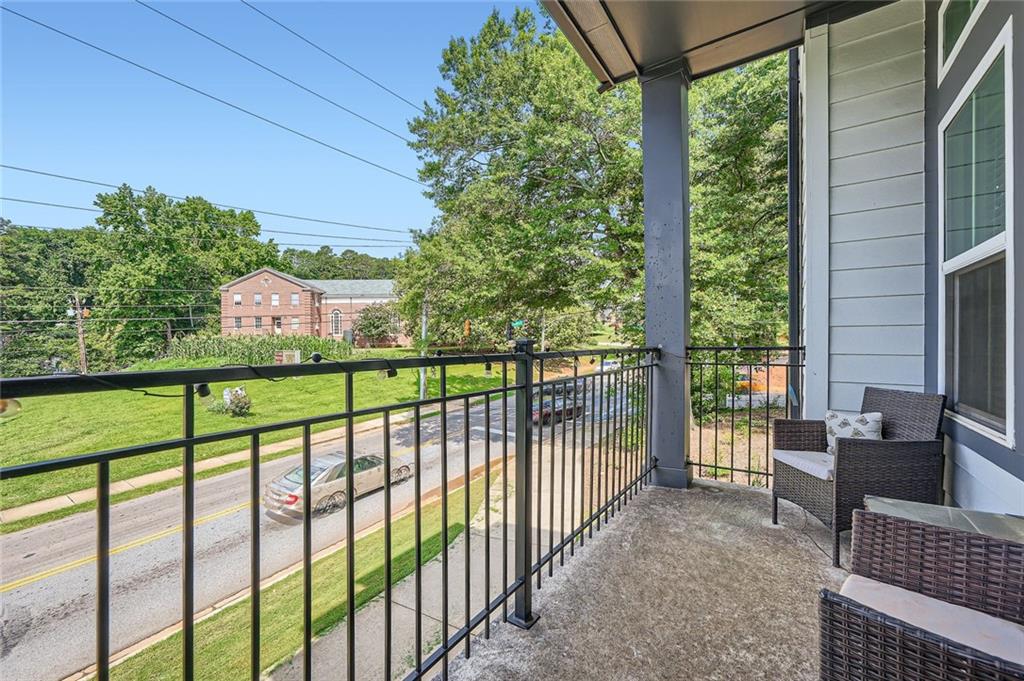 Decatur, Georgia, 30030, United States, 3 Bedrooms Bedrooms, ,5 BathroomsBathrooms,Residential,For Sale,1942093