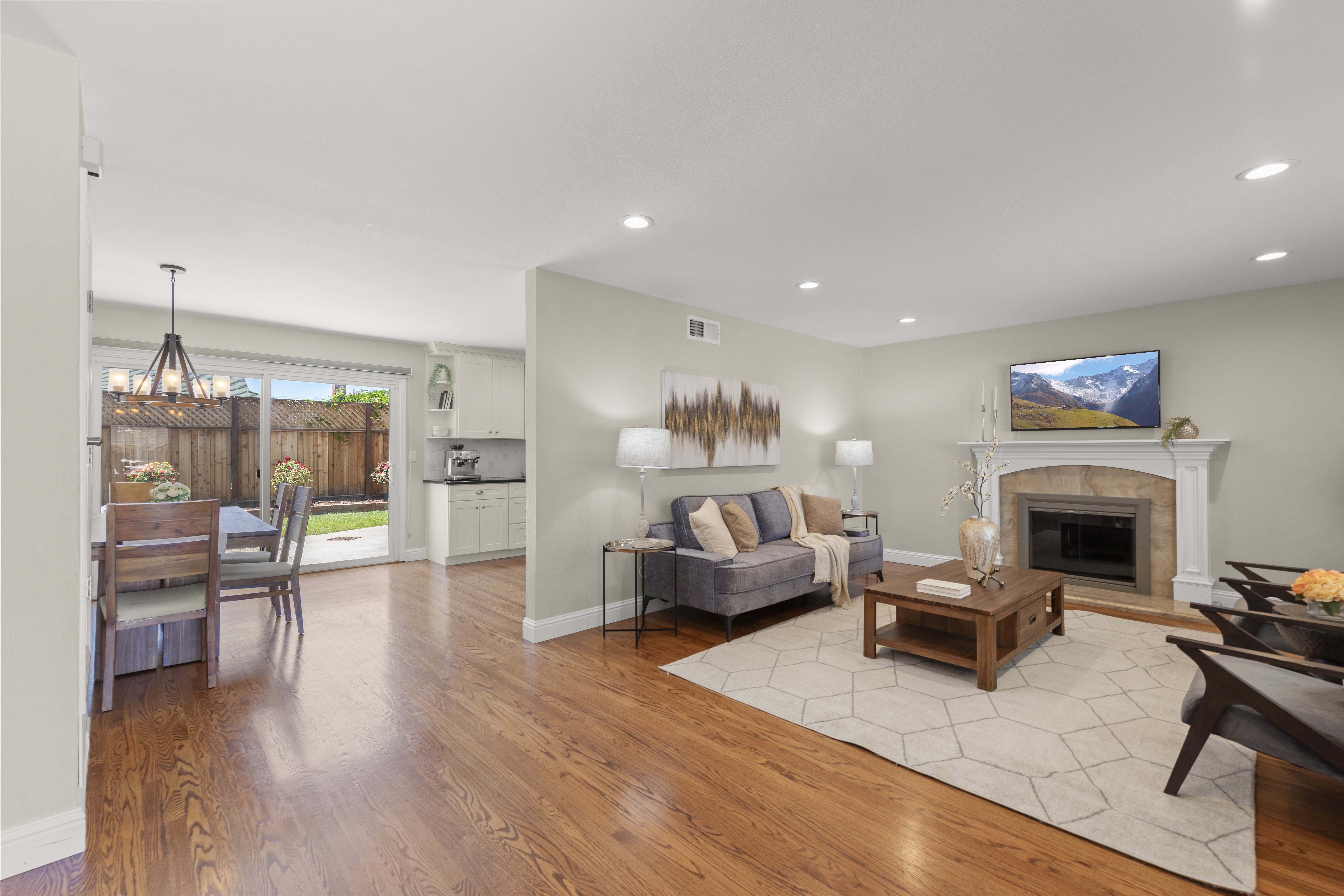  Beautifully Remodeled Cambrian Retreat - 物件實景