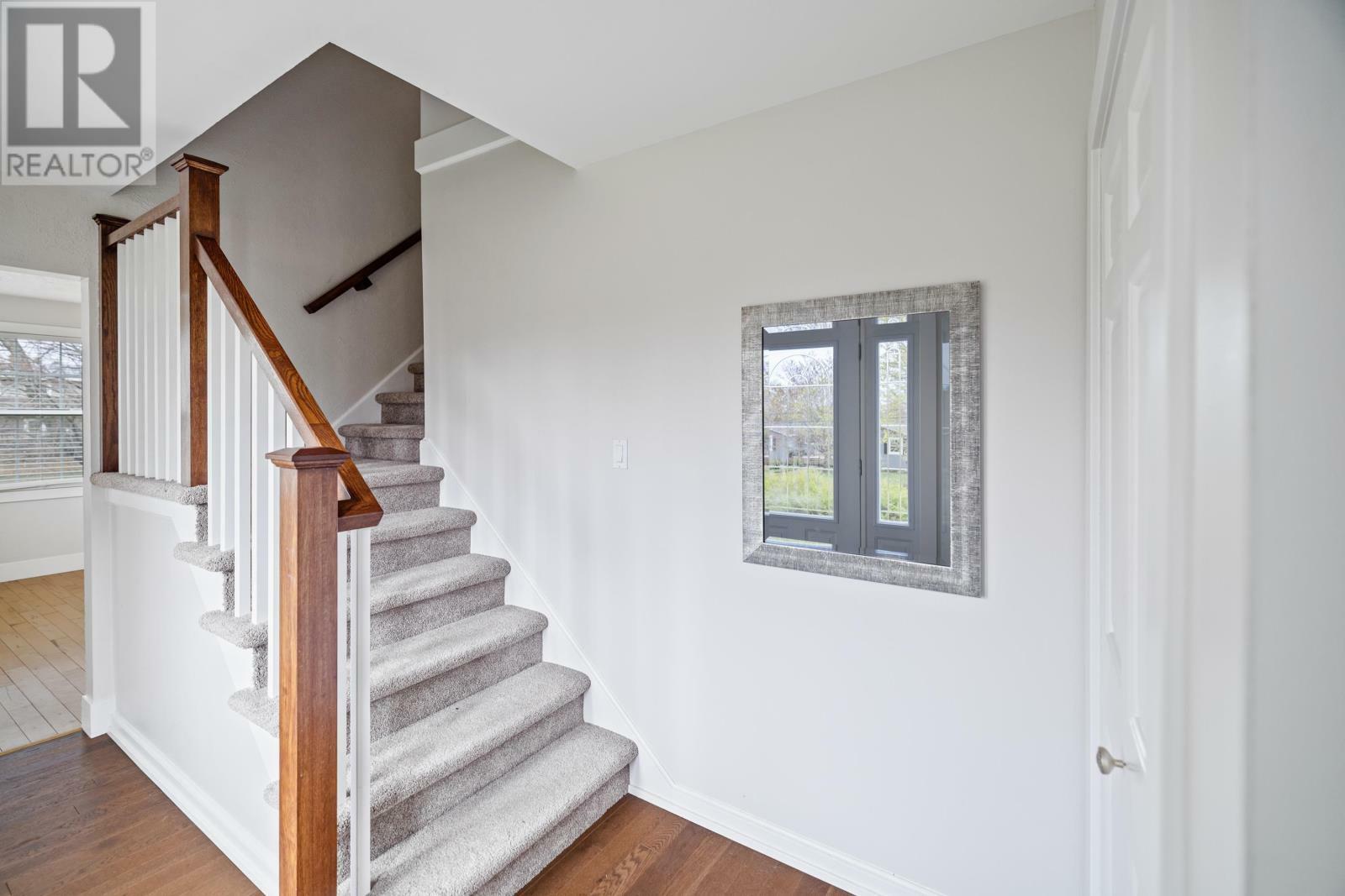 STRATFORD, Prince Edward Island, C1B 1L2, CA, 4 Bedrooms Bedrooms, ,2 BathroomsBathrooms,Residential,For Sale,1874211