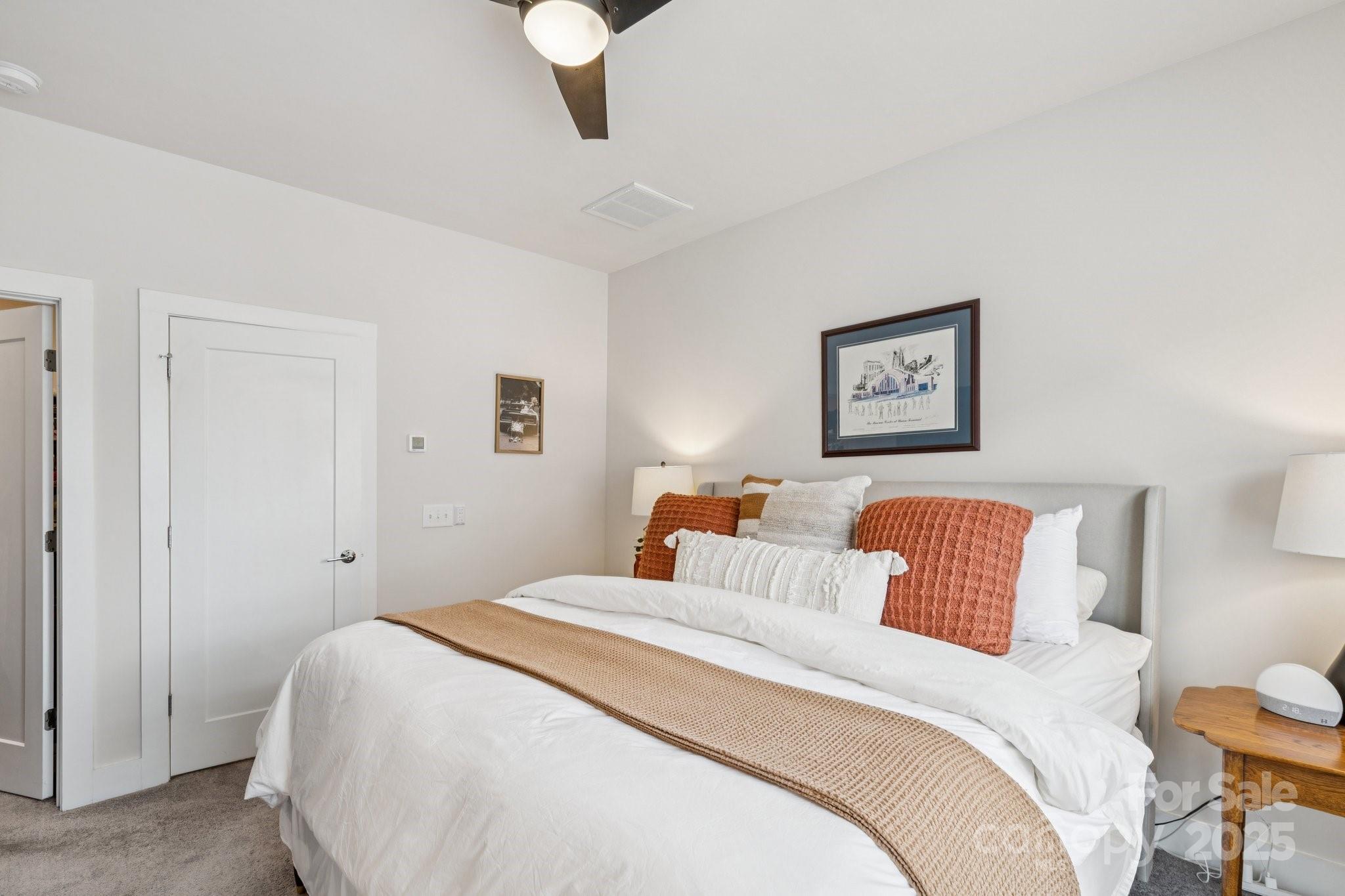 Charlotte, North Carolina, 28204, United States, 3 Bedrooms Bedrooms, ,4 BathroomsBathrooms,Residential,For Sale,1958271