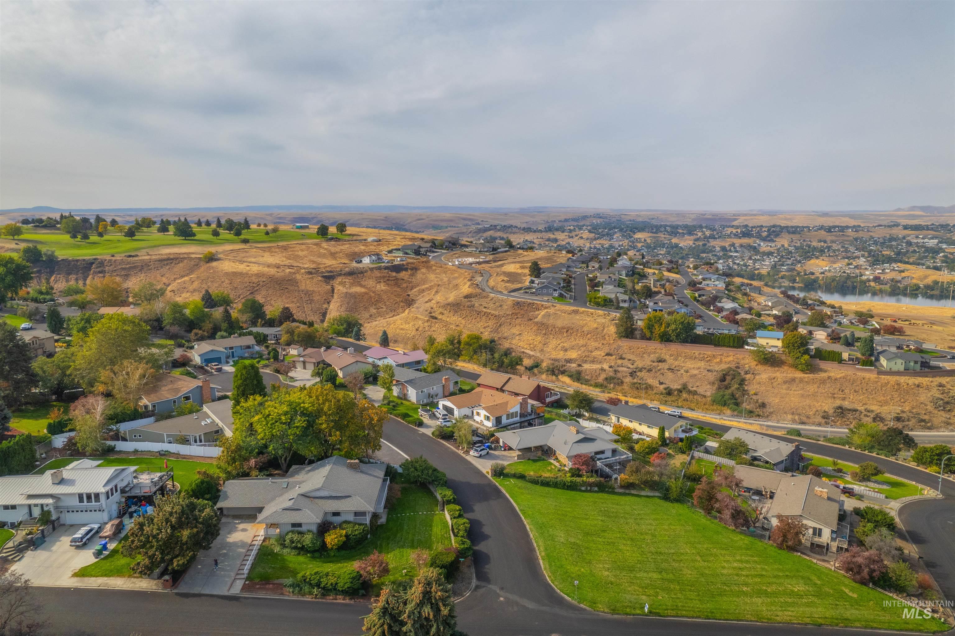 Lewiston, Idaho, 83501, United States, 4 Bedrooms Bedrooms, ,Residential,For Sale,1862440