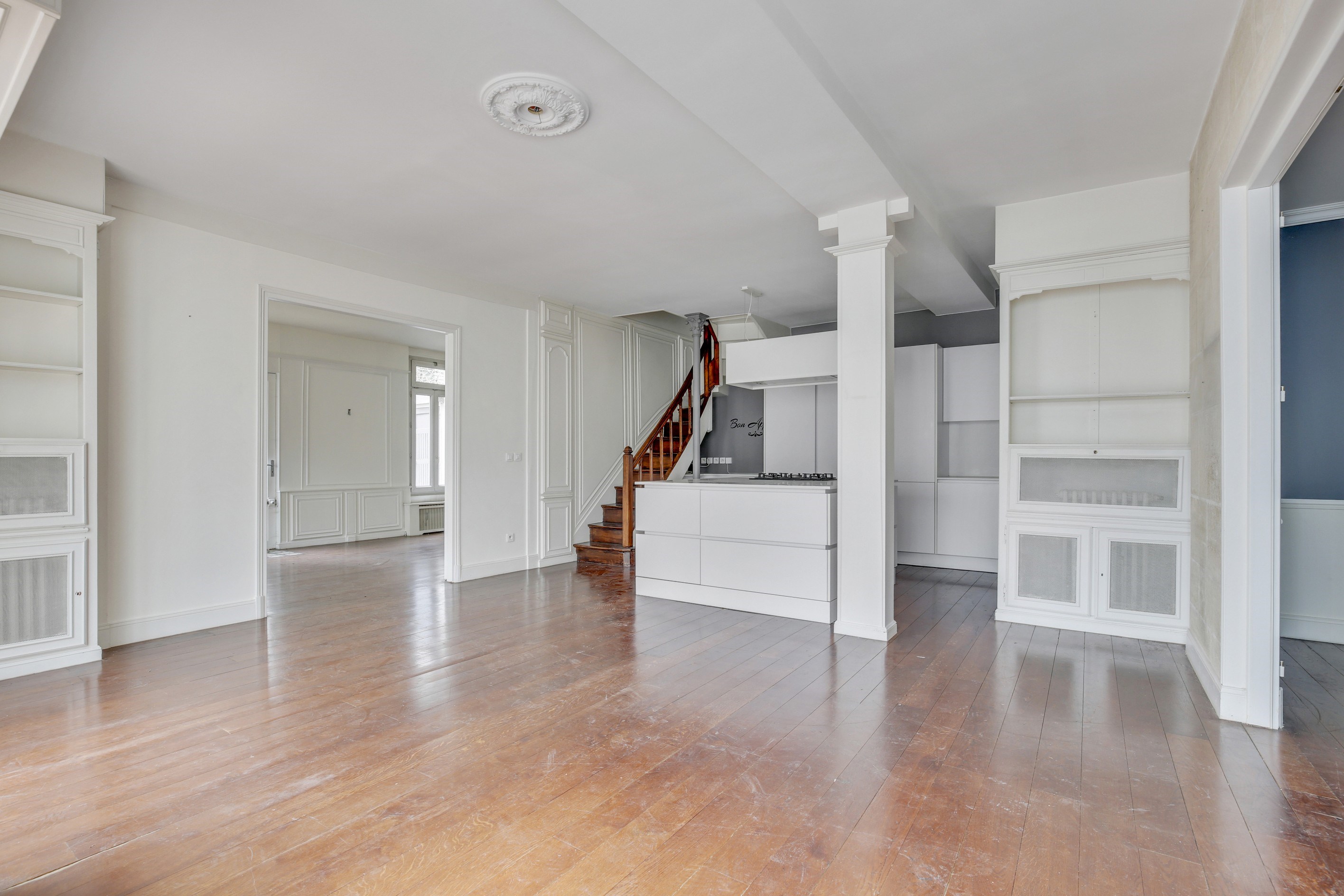  Private mansion for sale in Neuilly-sur-Seine - île de la Grande Jatte - 物件實景