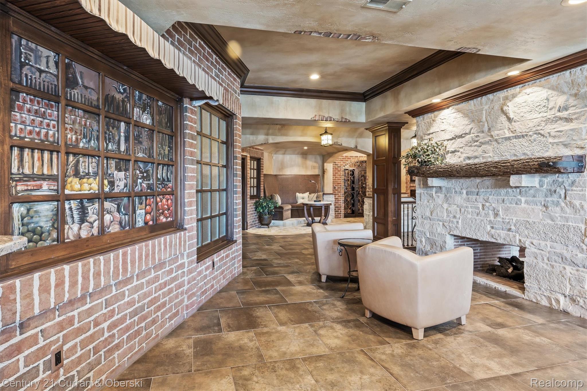 Northville, Michigan, 48168, United States, 4 Bedrooms Bedrooms, ,7 BathroomsBathrooms,Residential,For Sale,2038864