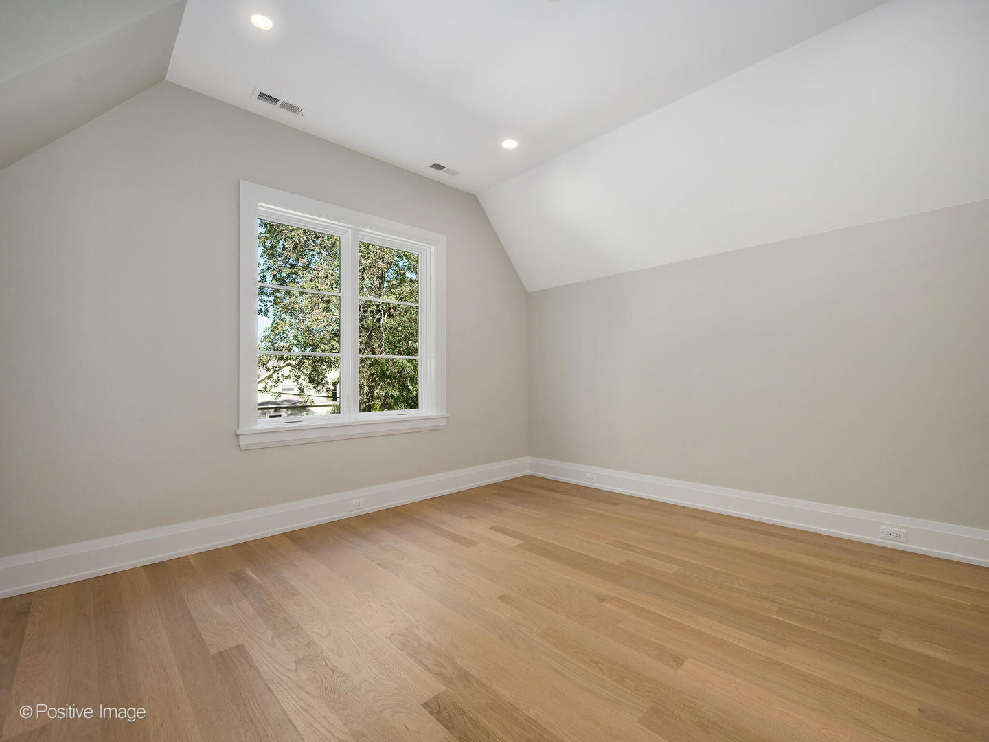 Wilmette, Illinois, 60091, United States, 5 Bedrooms Bedrooms, ,6 BathroomsBathrooms,Residential,For Sale,1987581