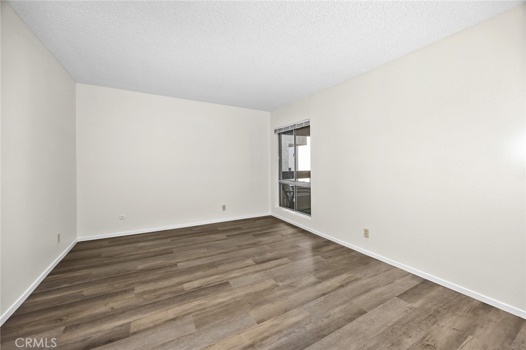 Pasadena, California, 91101, United States, 2 Bedrooms Bedrooms, ,1 BathroomBathrooms,Residential,For Sale,2002263