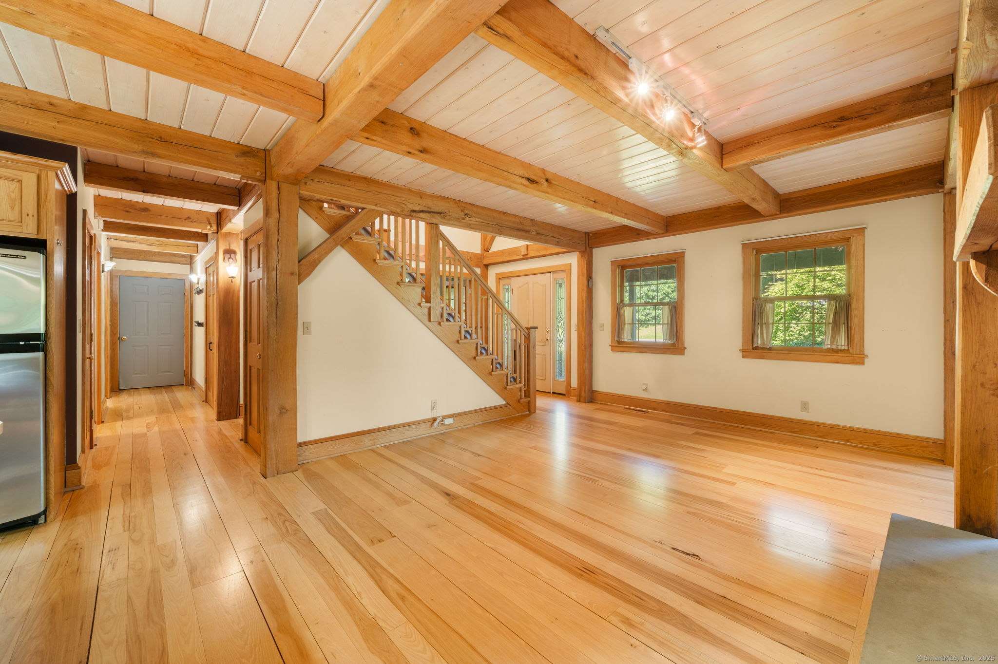 East Lyme, Connecticut, 06333, United States, 4 Bedrooms Bedrooms, ,3 BathroomsBathrooms,Residential,For Sale,1890617