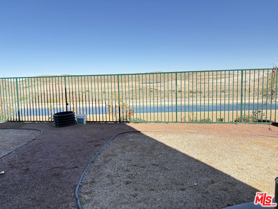 Palmdale, California, 93551, United States, 5 Bedrooms Bedrooms, ,4 BathroomsBathrooms,Residential,For Sale,2001552