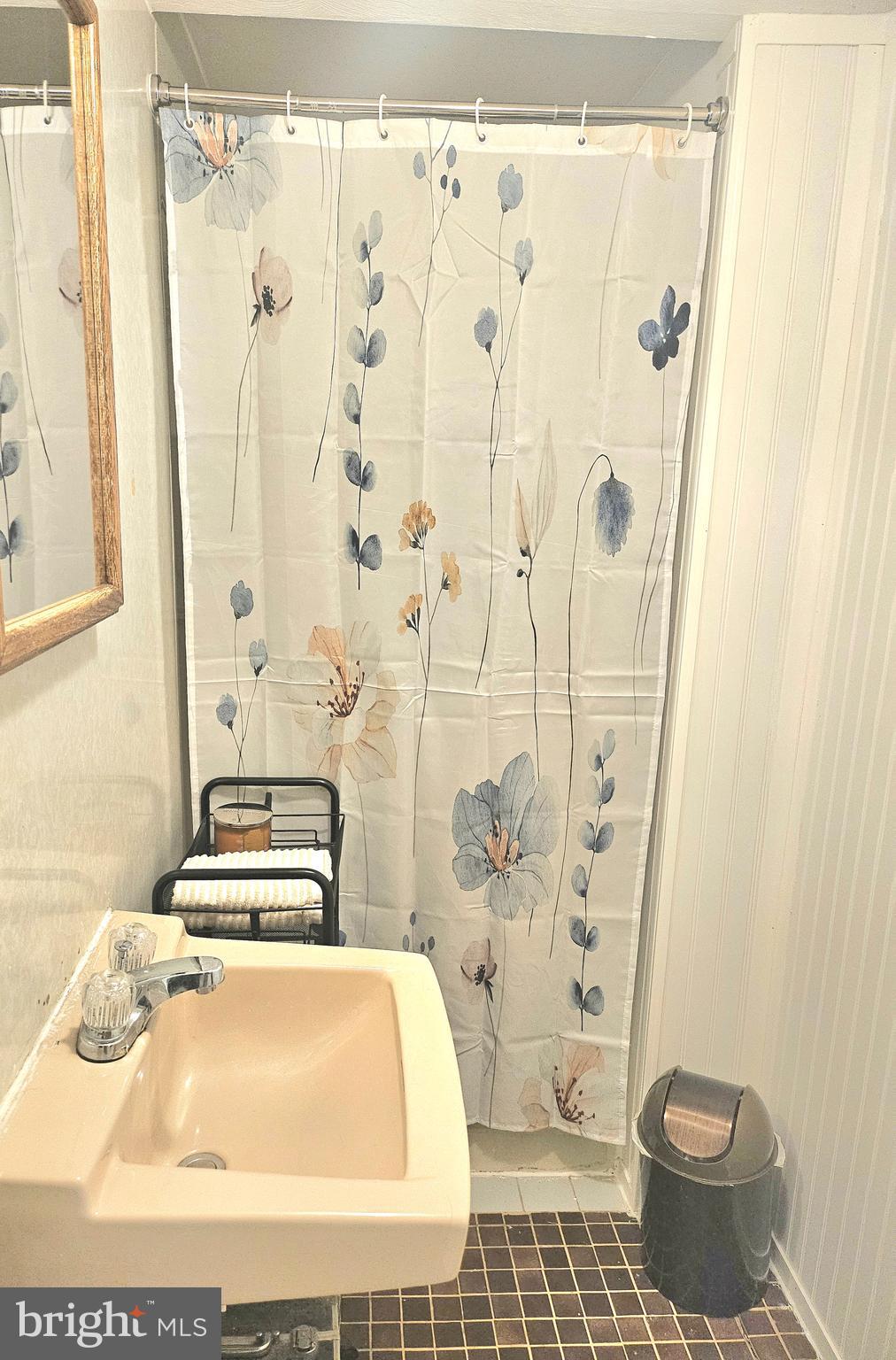 FAIRLESS HILLS, Pennsylvania, 19030, United States, 5 Bedrooms Bedrooms, ,3 BathroomsBathrooms,Residential,For Sale,1981454