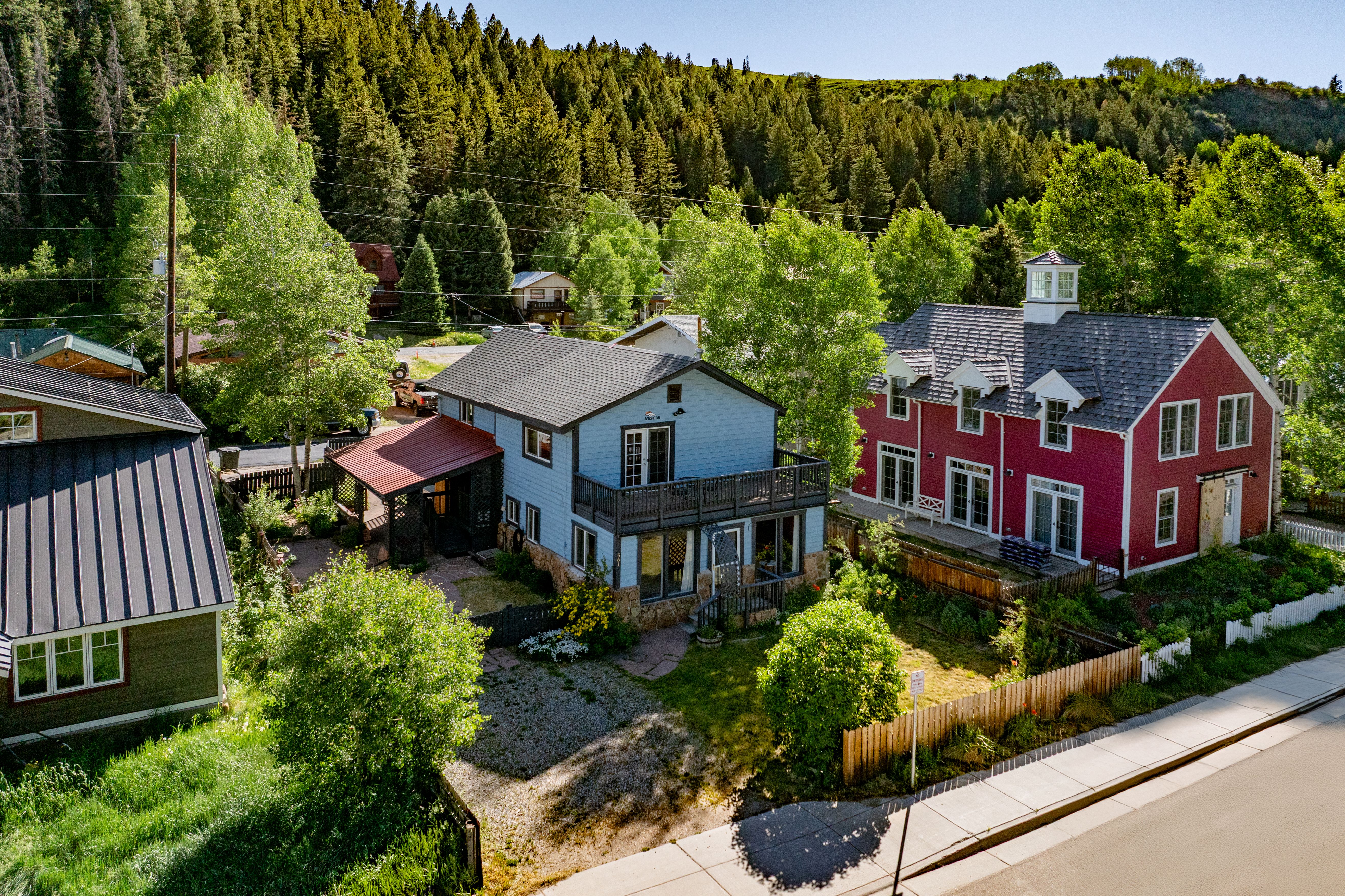  Authentic Character, and Immediate Access to the Outdoors - 物件實景