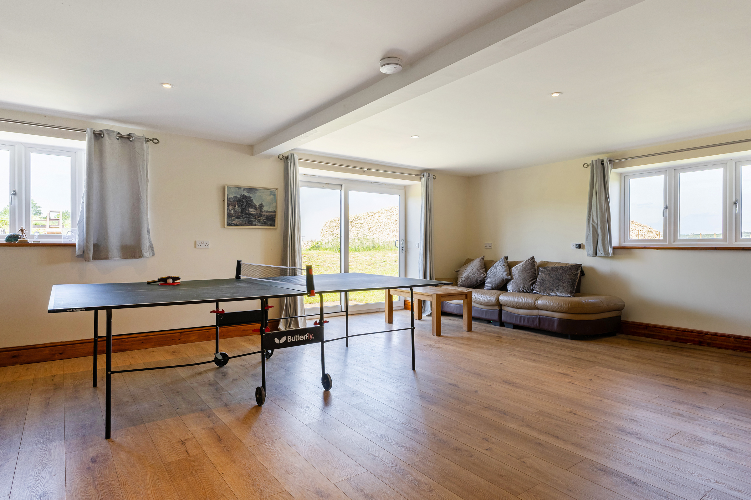  A substantial Oxfordshire farmhouse with over 9,200 sq ft of accommodation and 4 - 物件實景