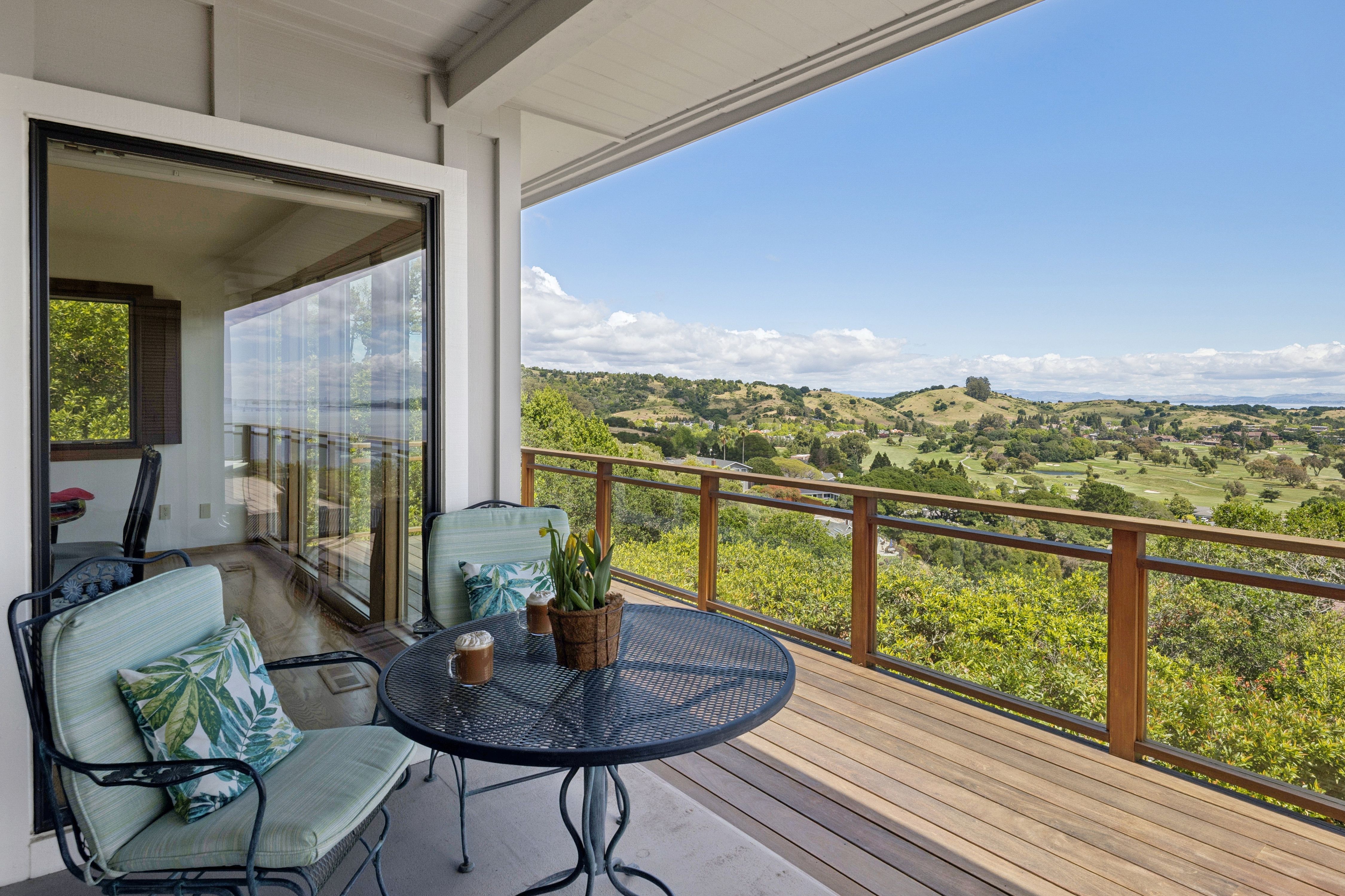  Peacock Gap View Home - 物件實景