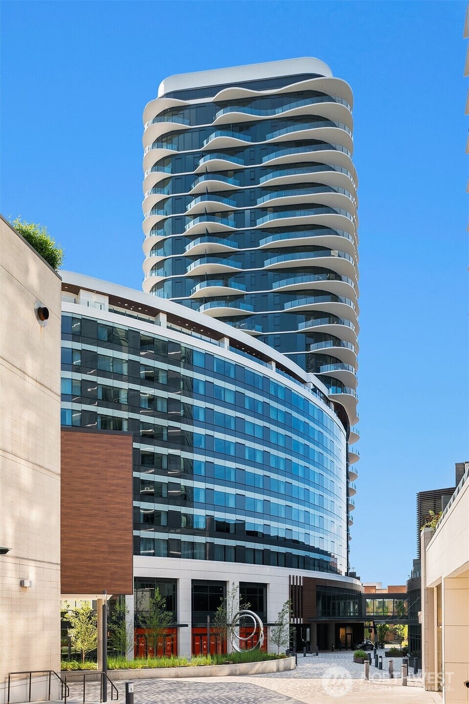 Bellevue, Washington, 98004, United States, 1 Bedroom Bedrooms, ,2 BathroomsBathrooms,Residential,For Sale,1857627