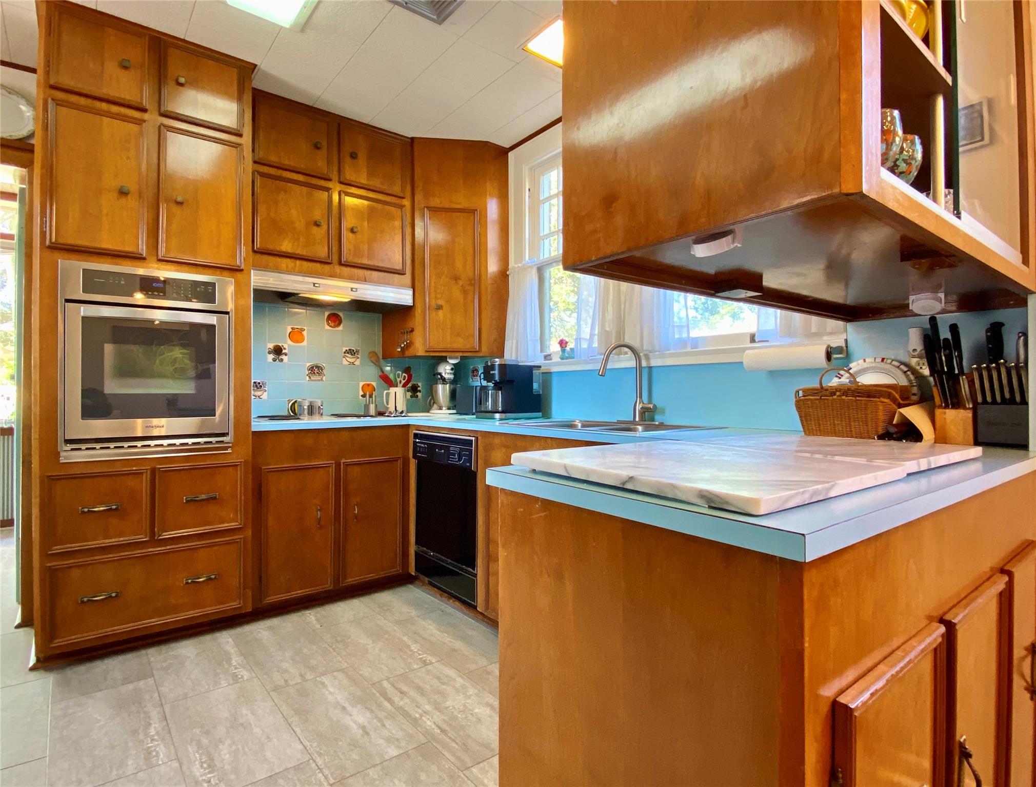 Galveston, Texas, 77551, United States, 3 Bedrooms Bedrooms, ,3 BathroomsBathrooms,Residential,For Sale,1805547