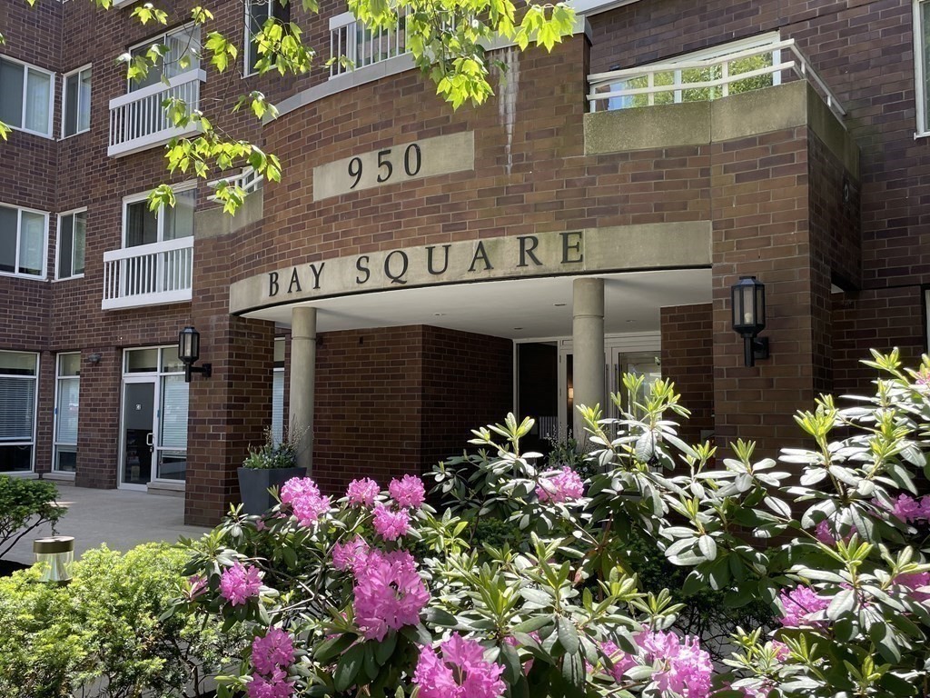 Cambridge, Massachusetts, 02139, United States, 2 Bedrooms Bedrooms, ,2 BathroomsBathrooms,Residential,For Sale,1989905