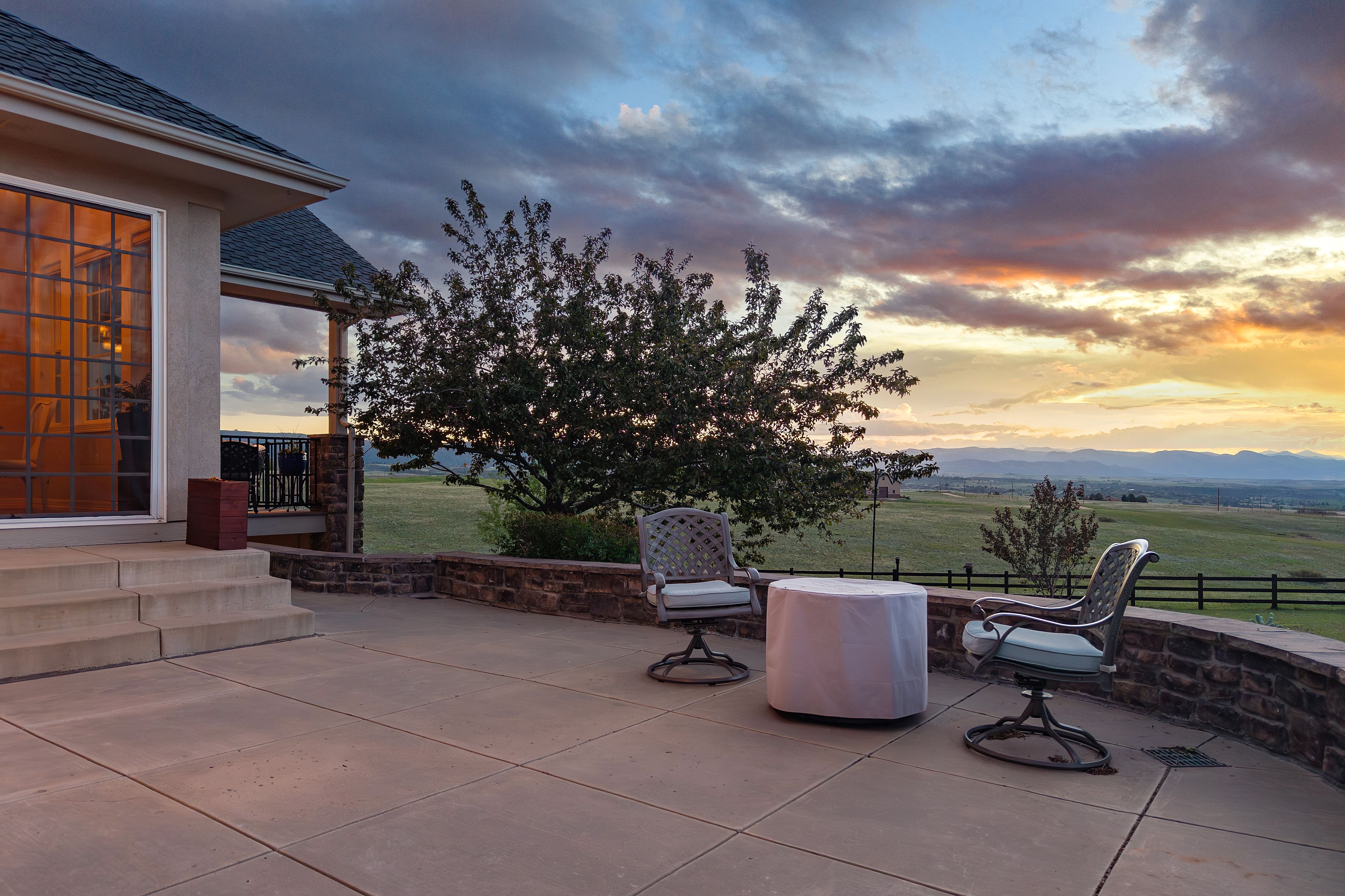  Set on five scenic acres with sweeping Front Range views - 物件實景