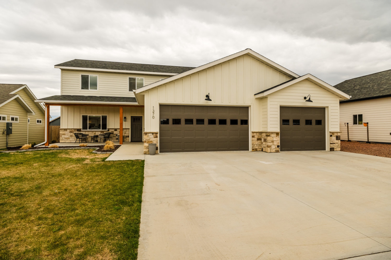 Ranchester, Wyoming, 82839, United States, 4 Bedrooms Bedrooms, ,3 BathroomsBathrooms,Residential,For Sale,1990445