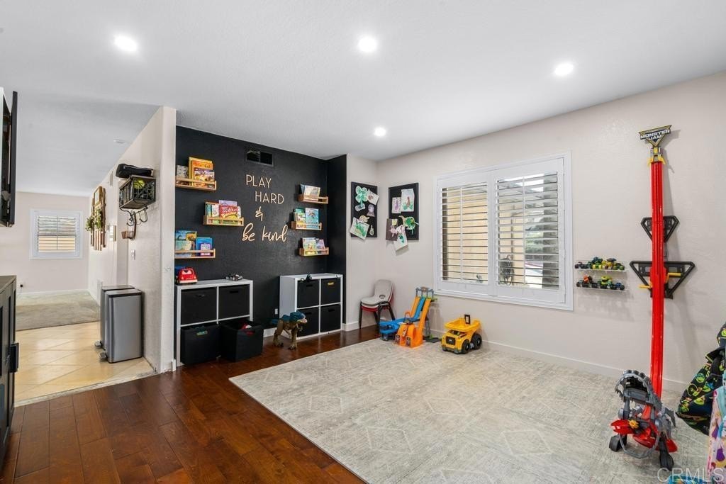 Alpine, California, 91901, United States, 4 Bedrooms Bedrooms, ,3 BathroomsBathrooms,Residential,For Sale,1991571