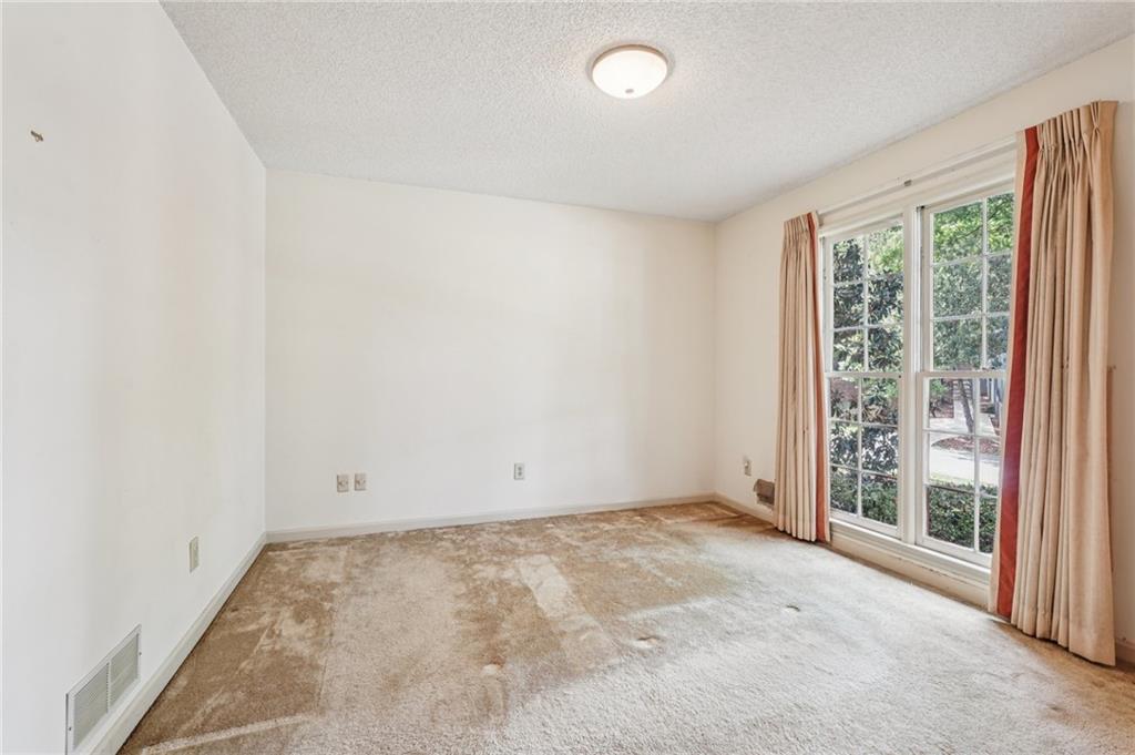 Peachtree Corners, Georgia, 30092, United States, 3 Bedrooms Bedrooms, ,3 BathroomsBathrooms,Residential,For Sale,1976168