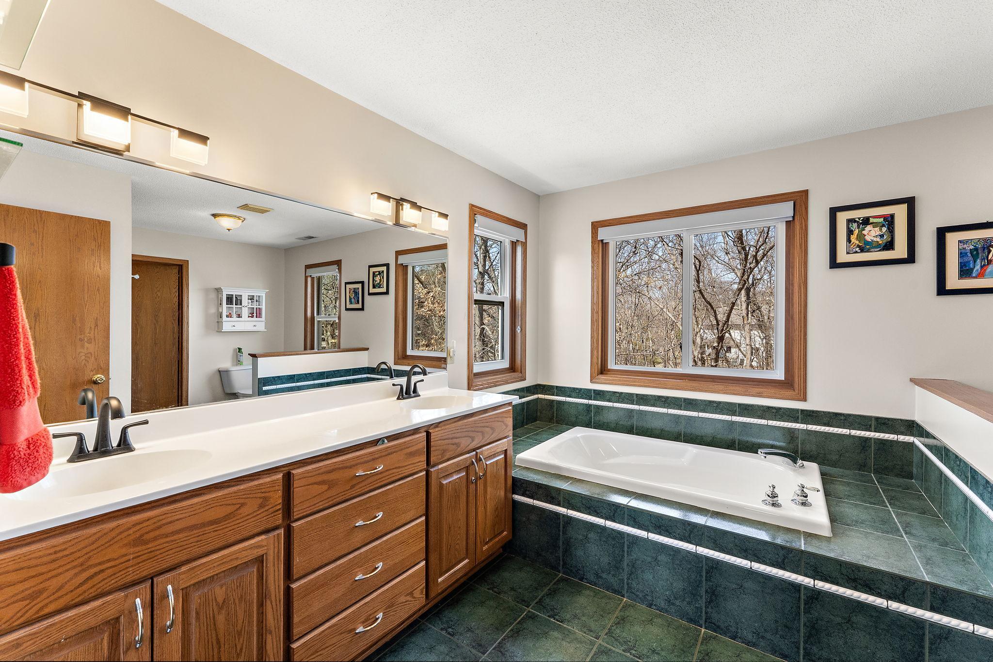 Hudson, Wisconsin, 54016, United States, 4 Bedrooms Bedrooms, ,4 BathroomsBathrooms,Residential,For Sale,2038395