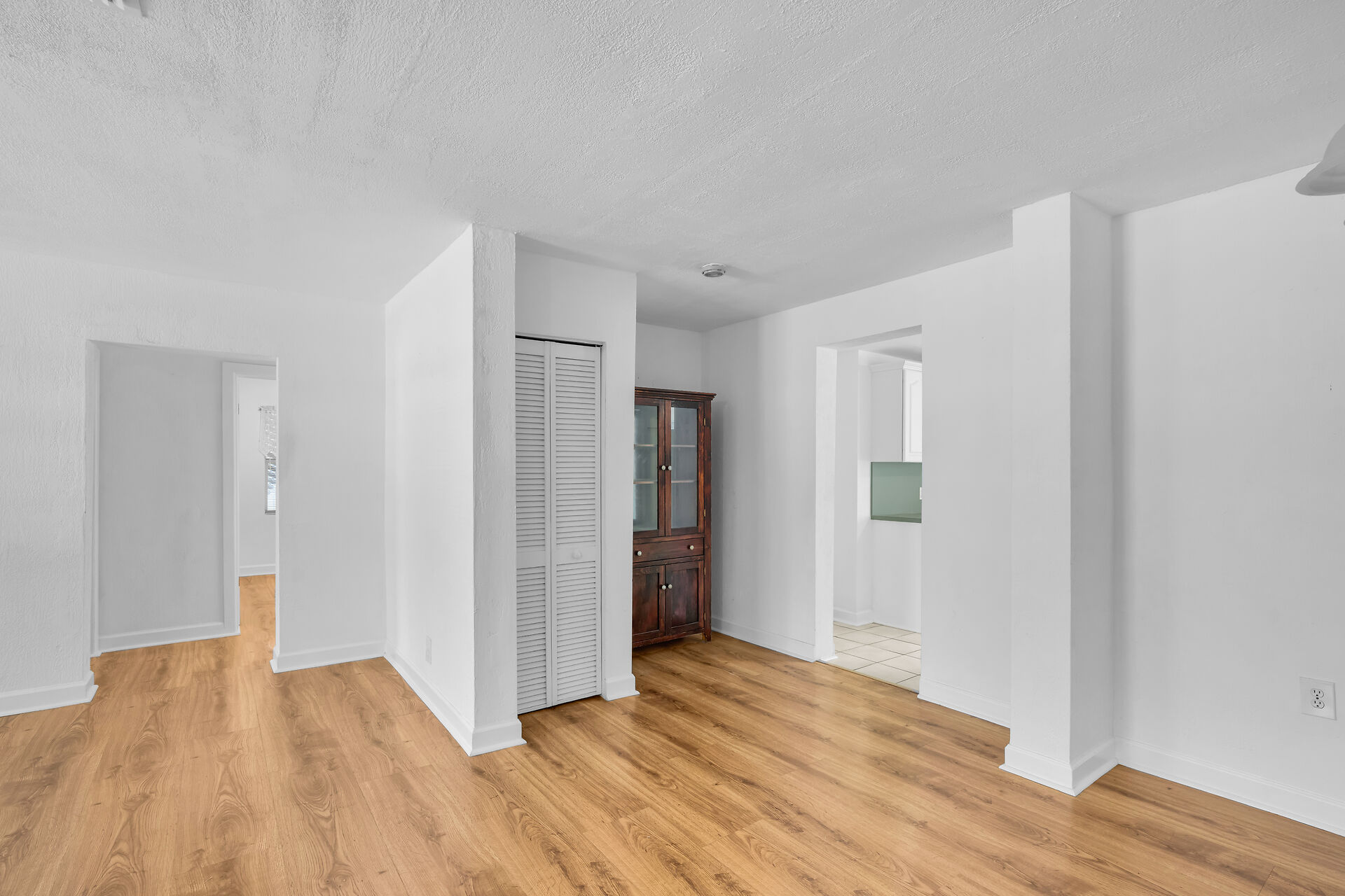  2804 Harris Ave - 物件實景