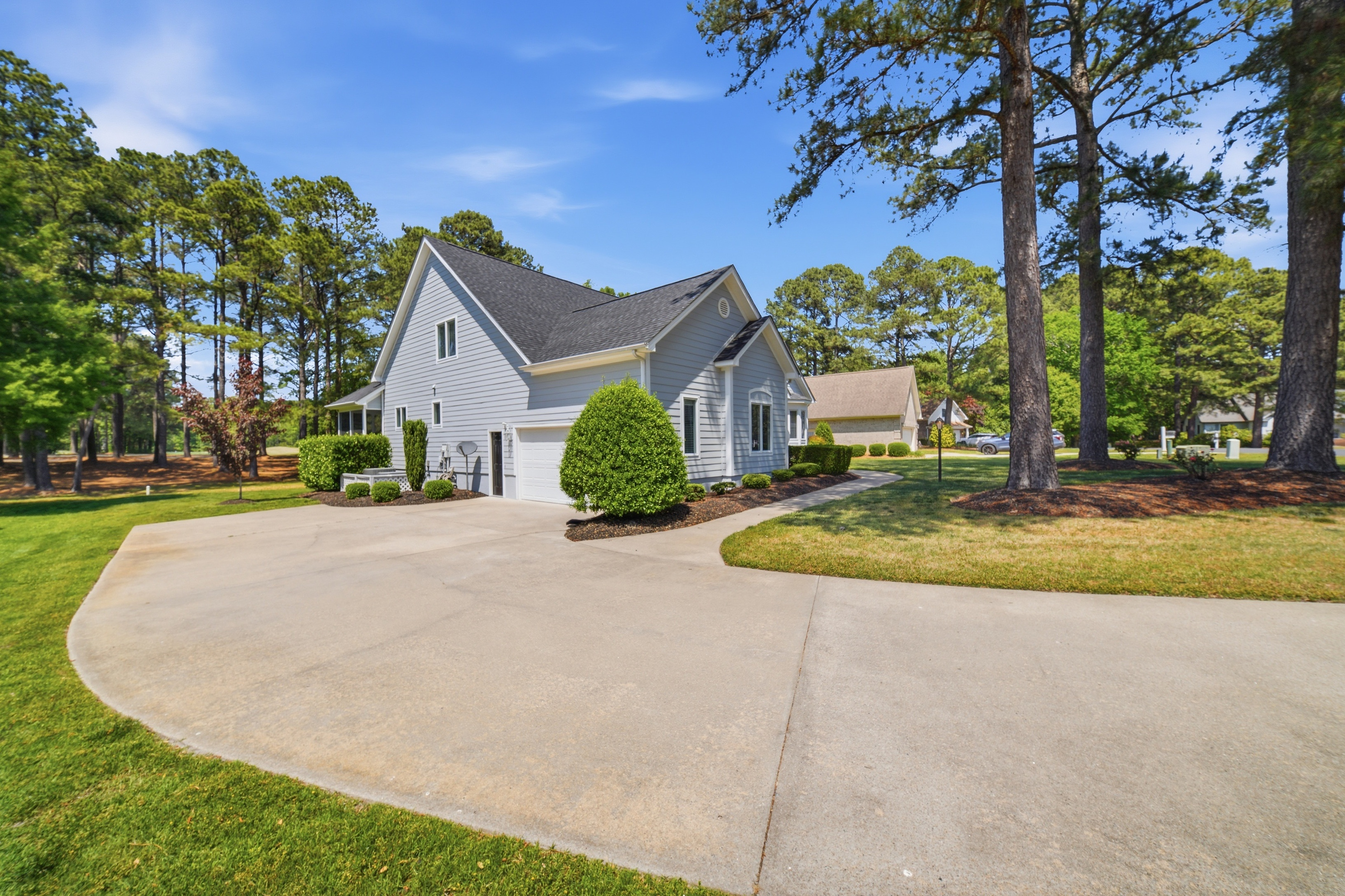  CUSTOM HOME WITH GOLF COURSE VIEW - 物件實景
