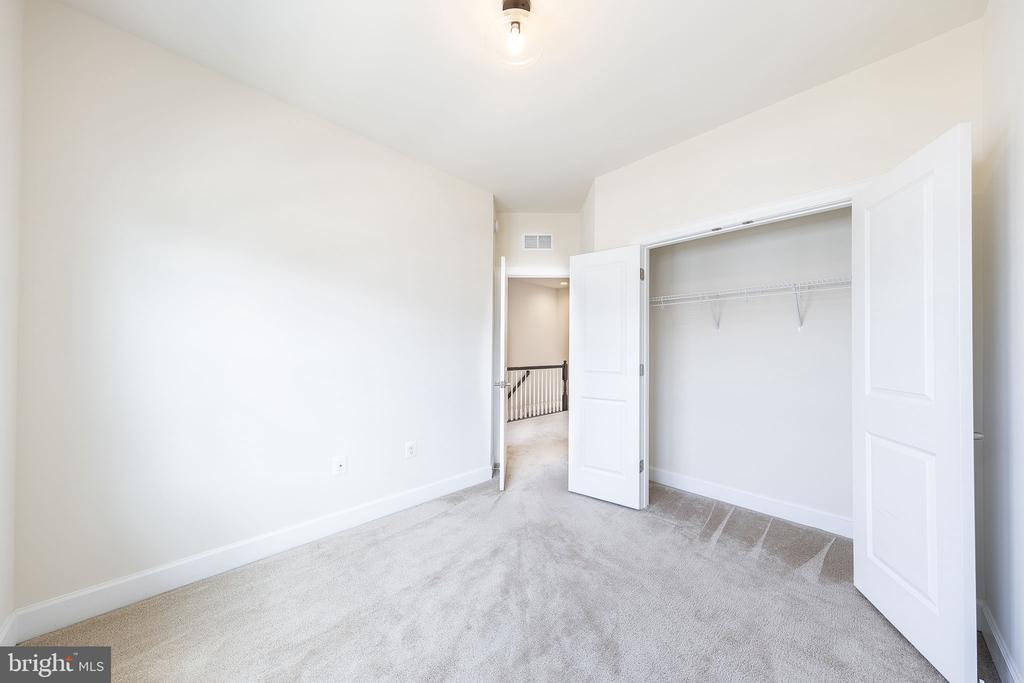 Haymarket, Virginia, 20169, United States, 3 Bedrooms Bedrooms, ,4 BathroomsBathrooms,Residential,For Sale,1904244