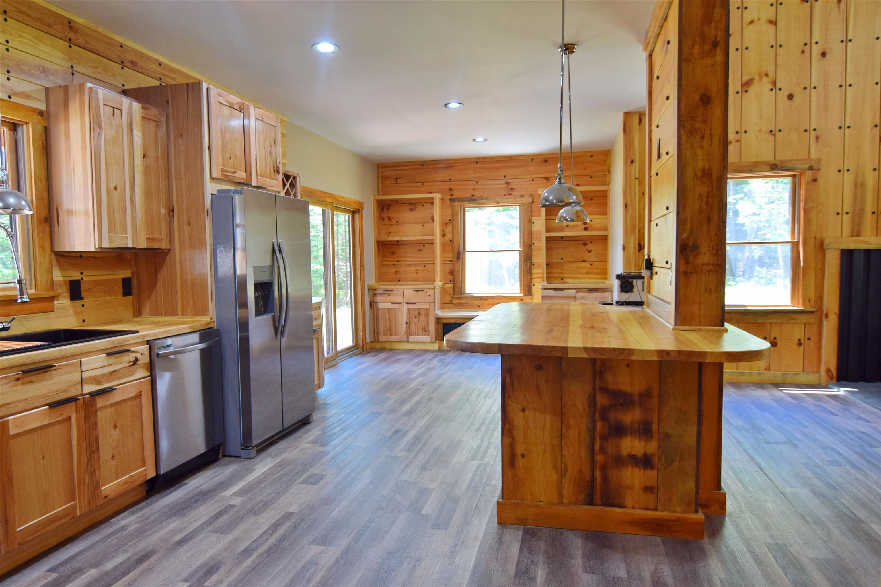 Lisbon, New Hampshire, 03585, United States, 3 Bedrooms Bedrooms, ,3 BathroomsBathrooms,Residential,For Sale,1877194