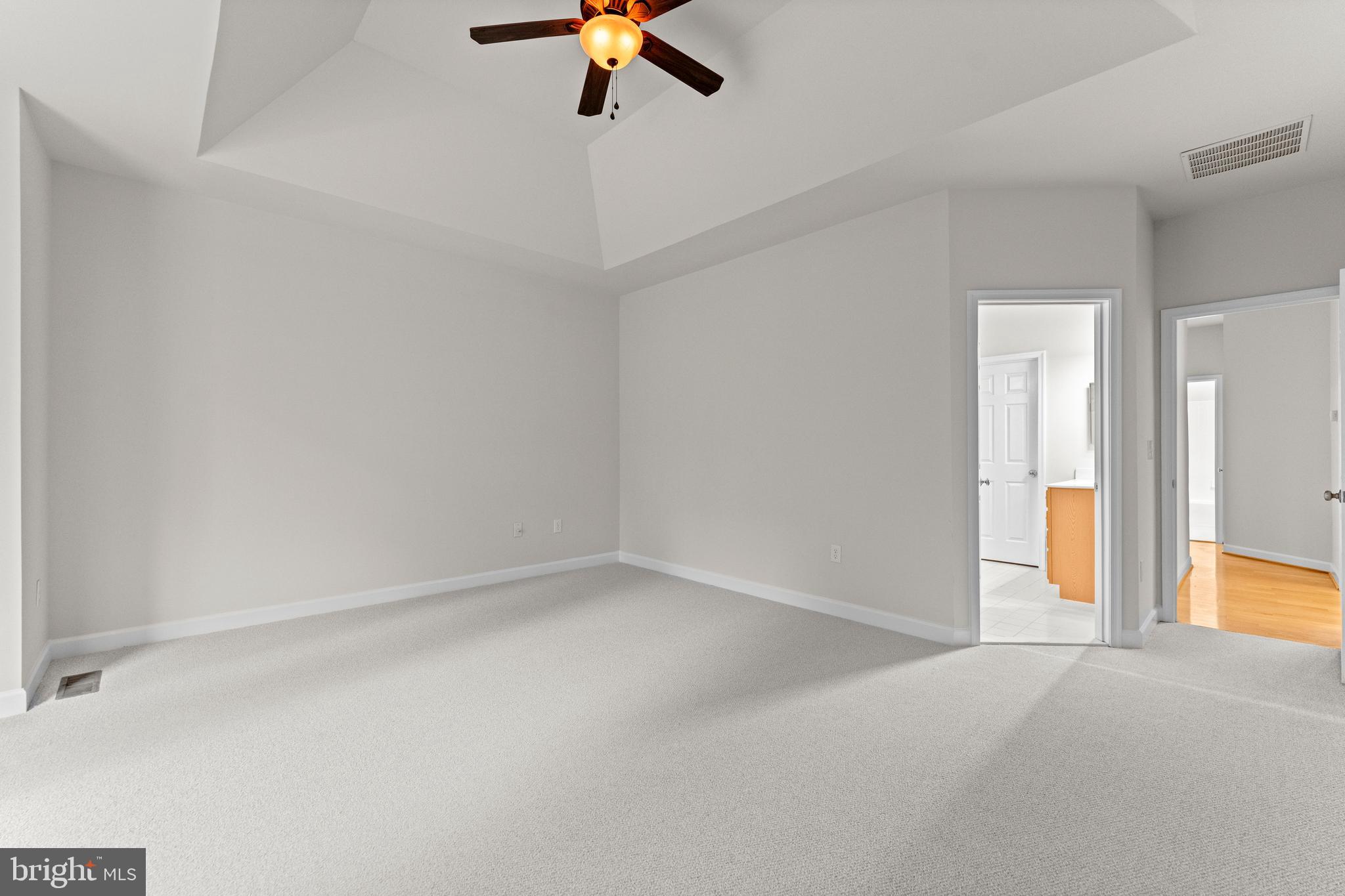 Brandy Station, Virginia, 22714, United States, 6 Bedrooms Bedrooms, ,4 BathroomsBathrooms,Residential,For Sale,2049369