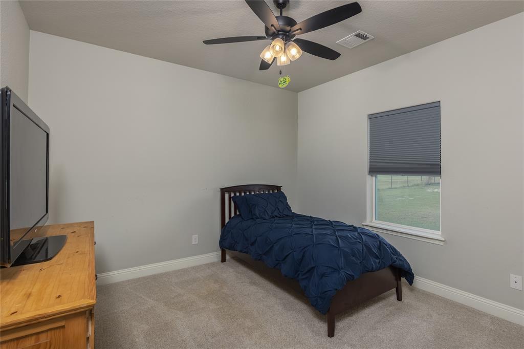 Springtown, Texas, 76082, United States, 4 Bedrooms Bedrooms, ,2 BathroomsBathrooms,Residential,For Sale,1980102