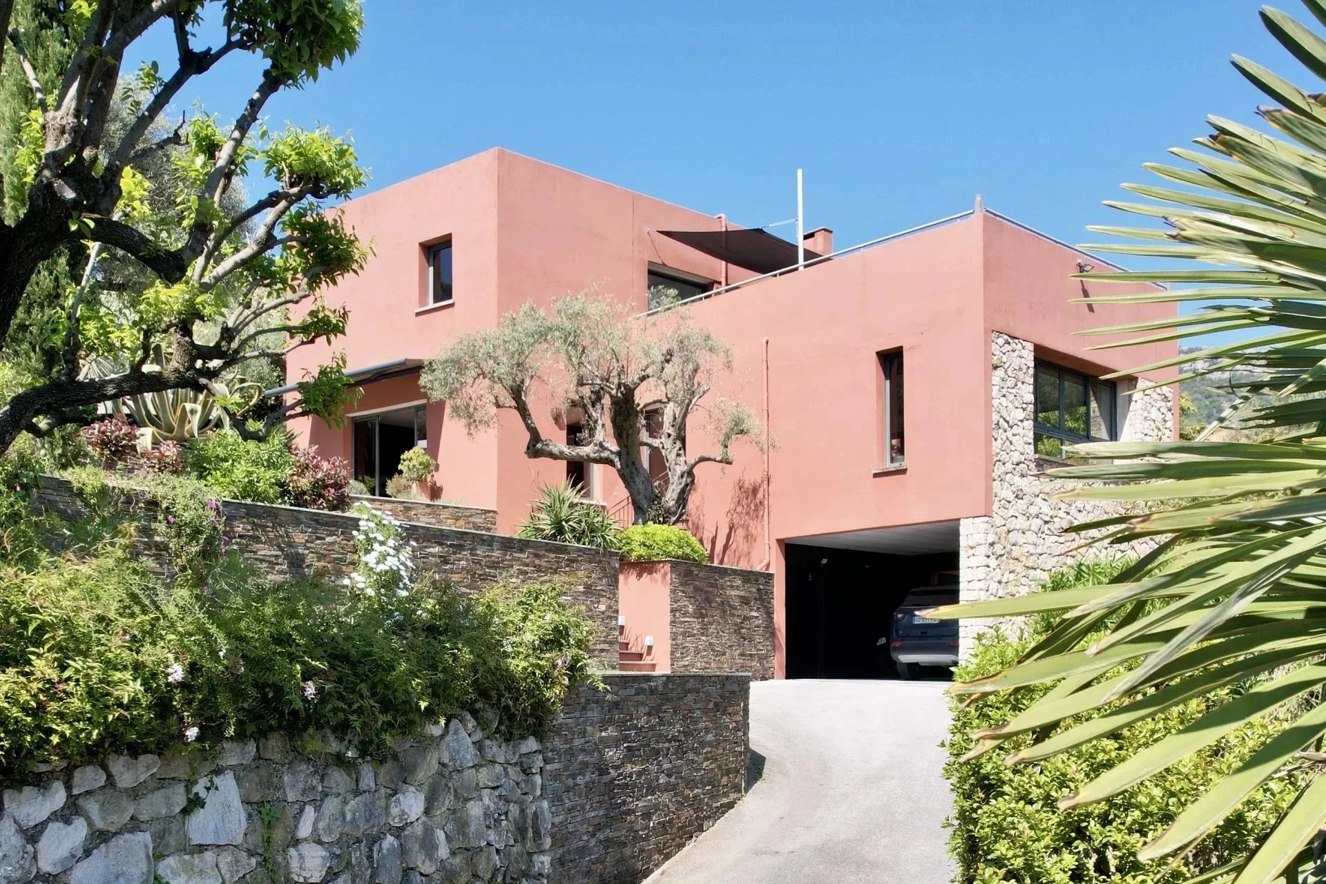 Vence, Provence-Alpes-Côte d’Azur, 06140, FR, 3 Bedrooms Bedrooms, ,6 BathroomsBathrooms,Residential,For Sale,1995667