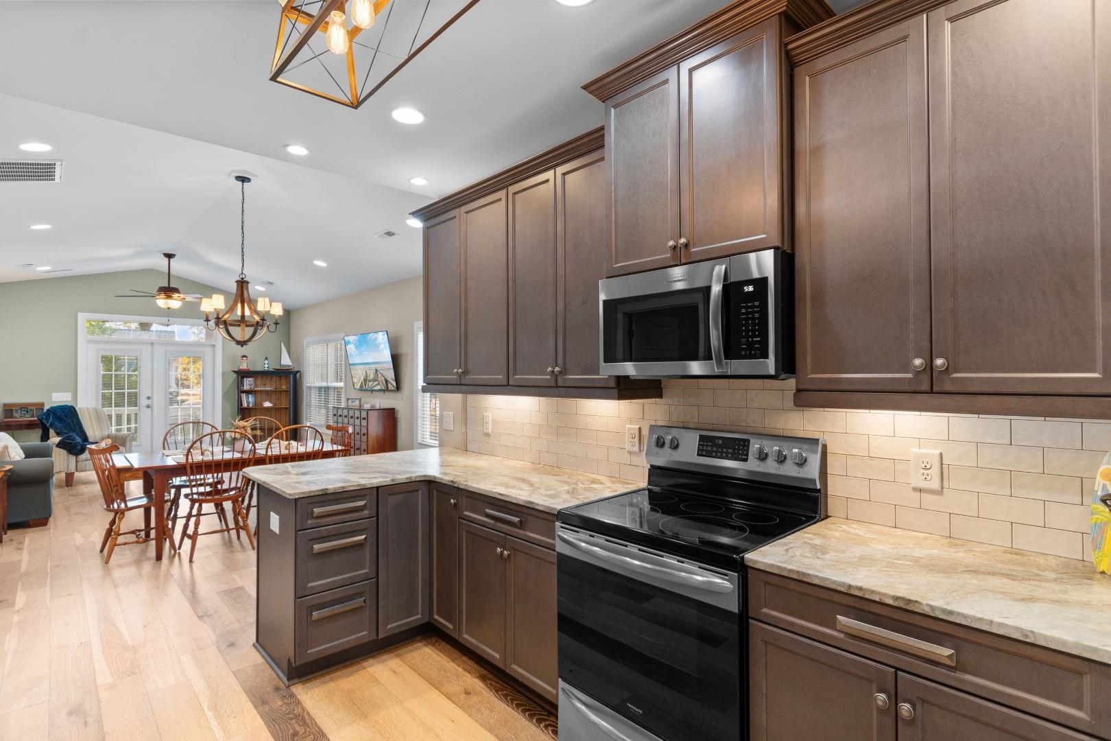 North Myrtle Beach, South Carolina, 29582, United States, 3 Bedrooms Bedrooms, ,3 BathroomsBathrooms,Residential,For Sale,2048620