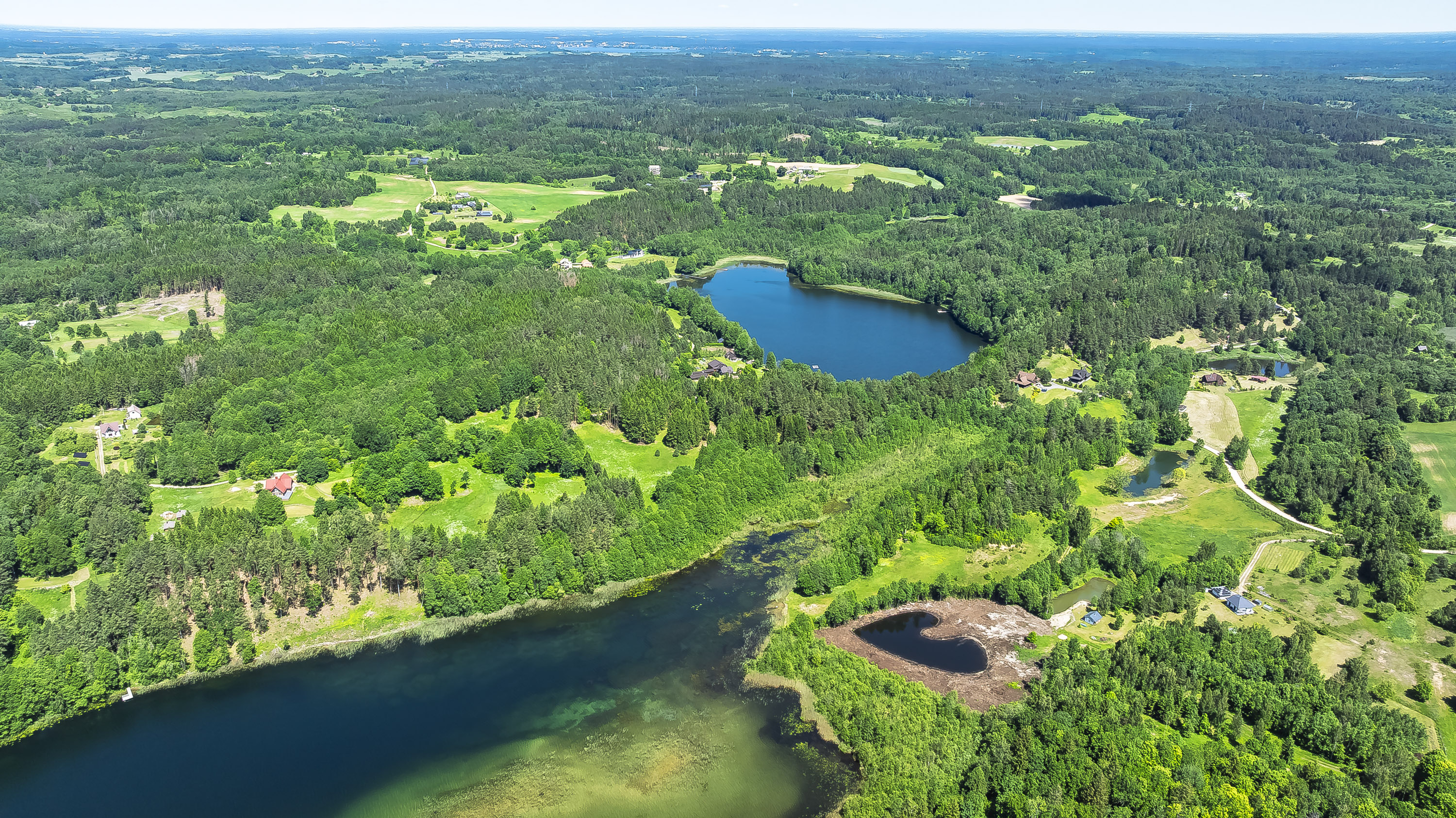  Spacious land plot in a picturesque location by the lake - 物件實景